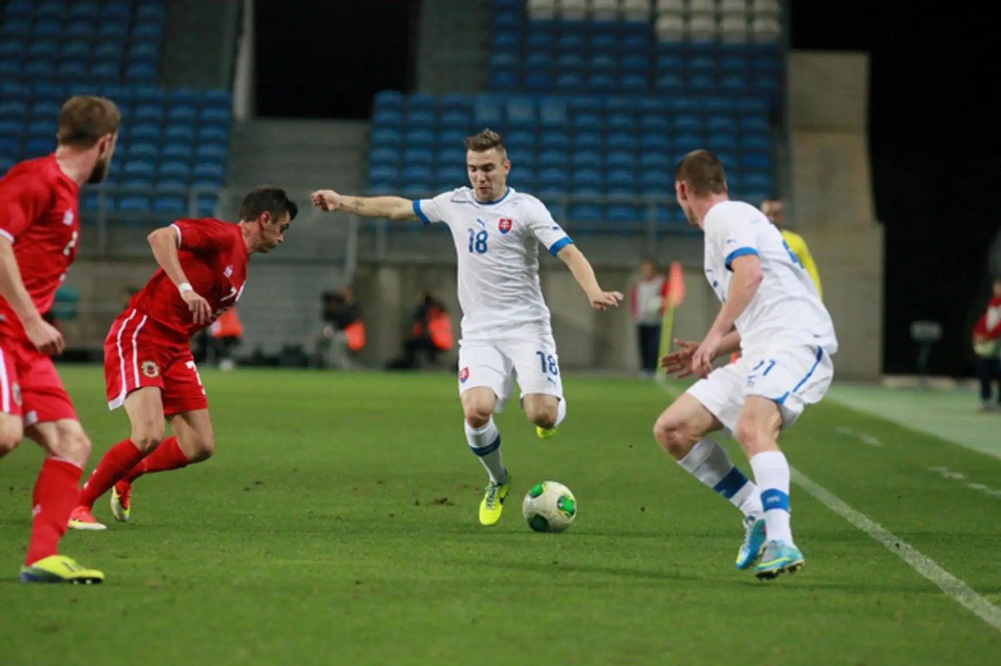 Futbaloví reprezentanti Gibraltaru a Slovenska - 6
