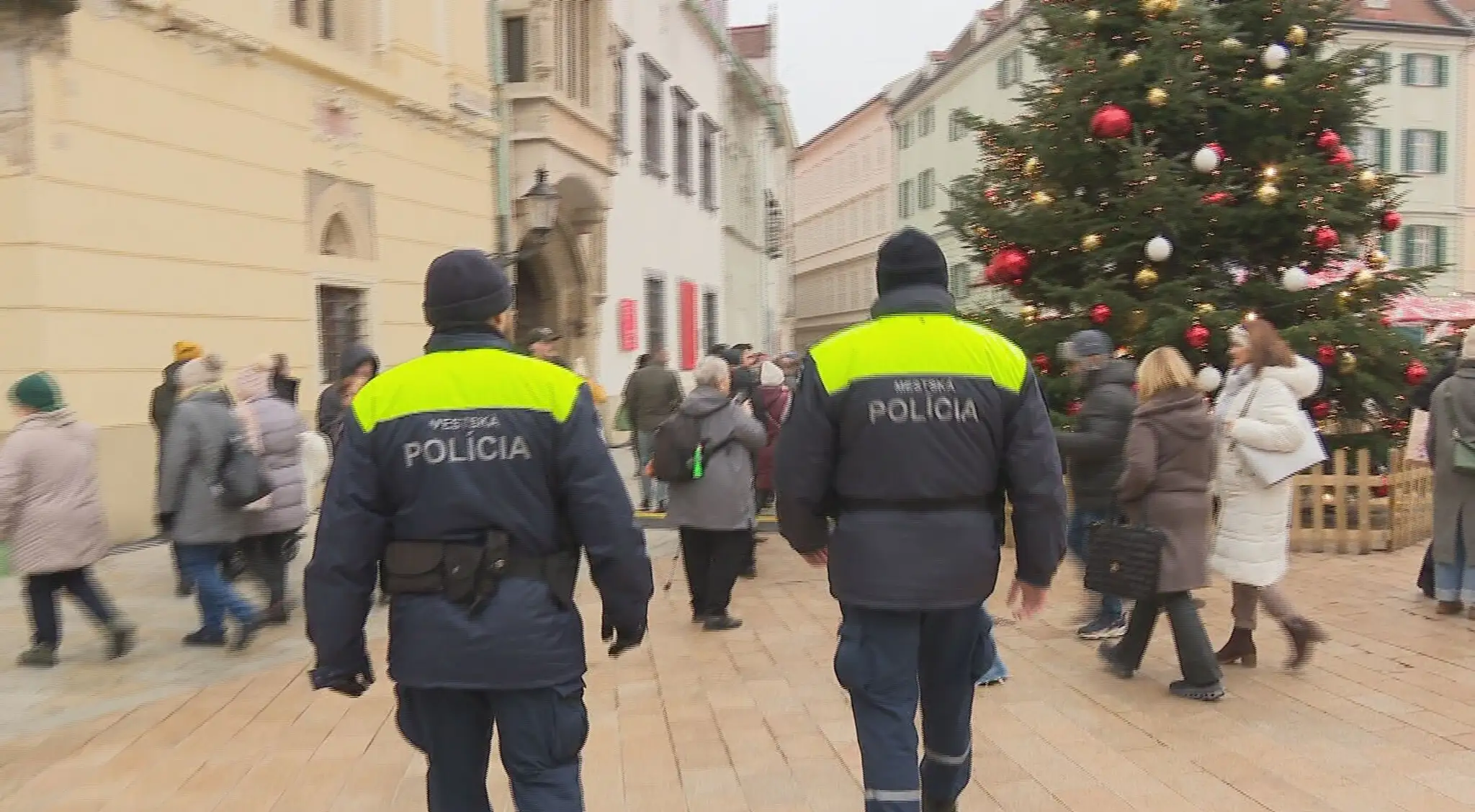 Mestská polícia na vianočných trhoch