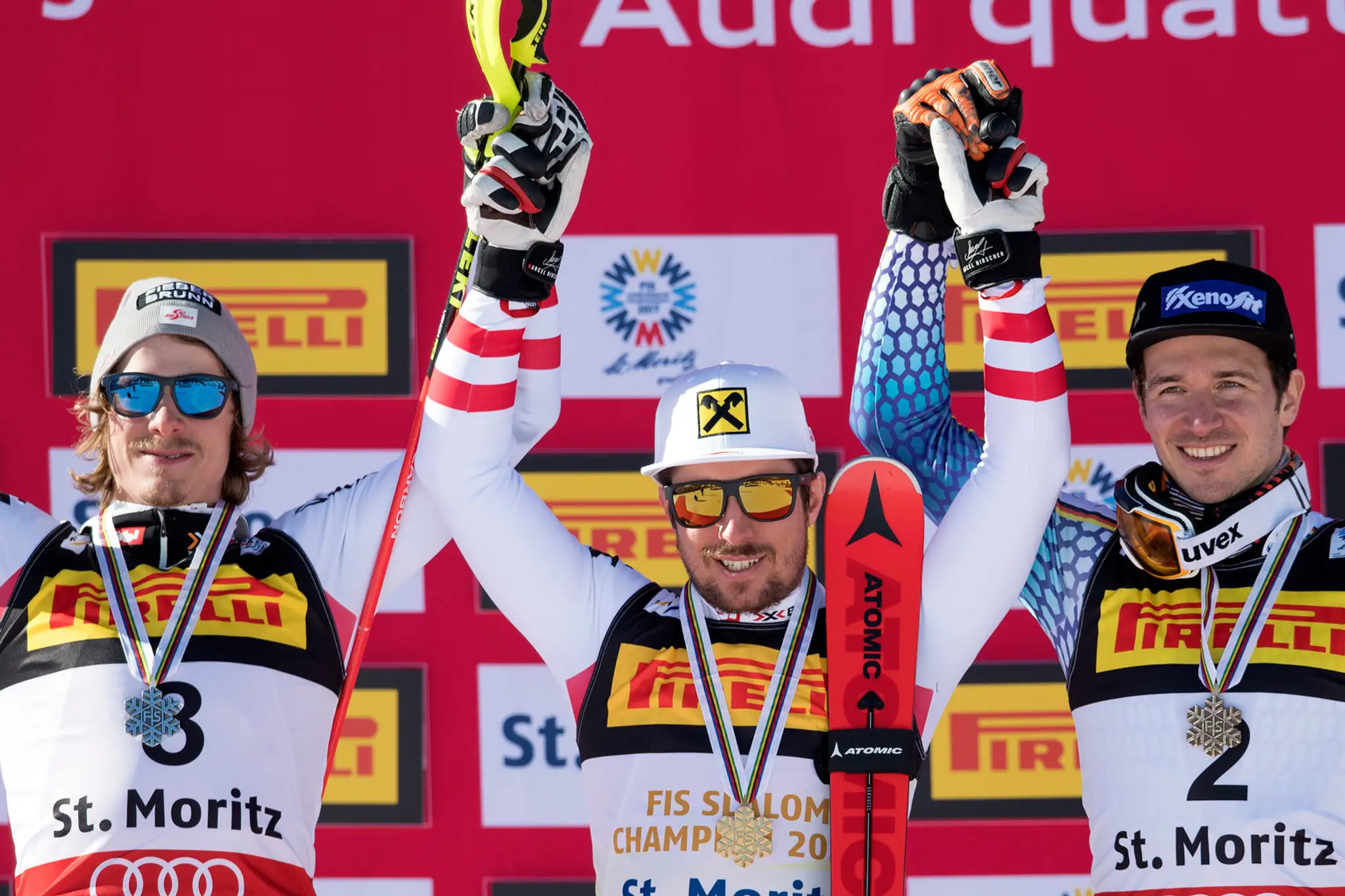 Hirscher jasne triumfoval v slalome, Žampa nedokončil 