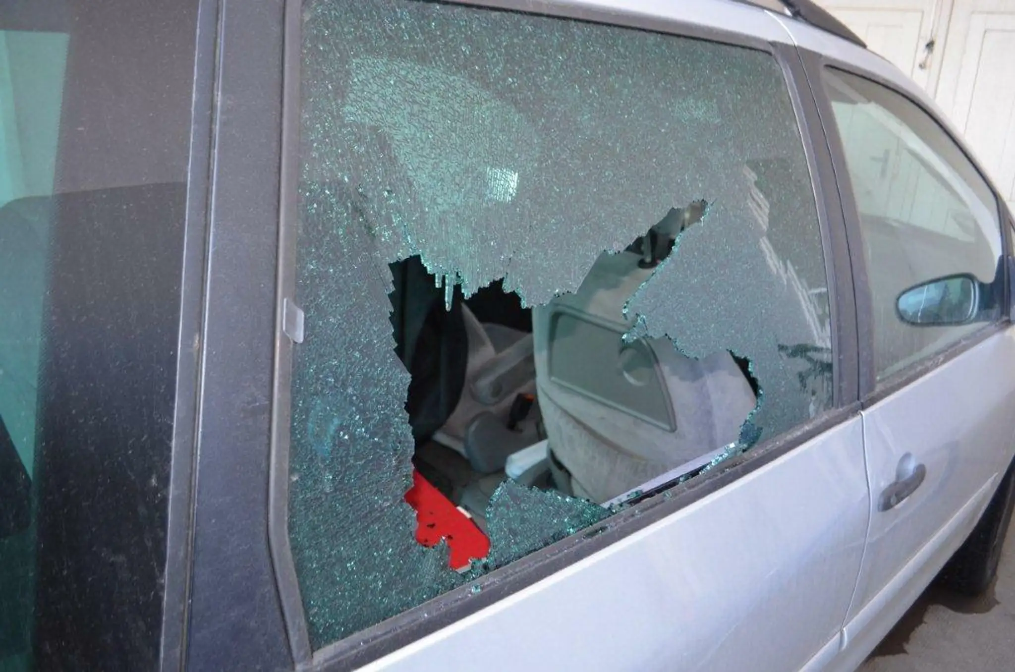rozbite auto II.jpg