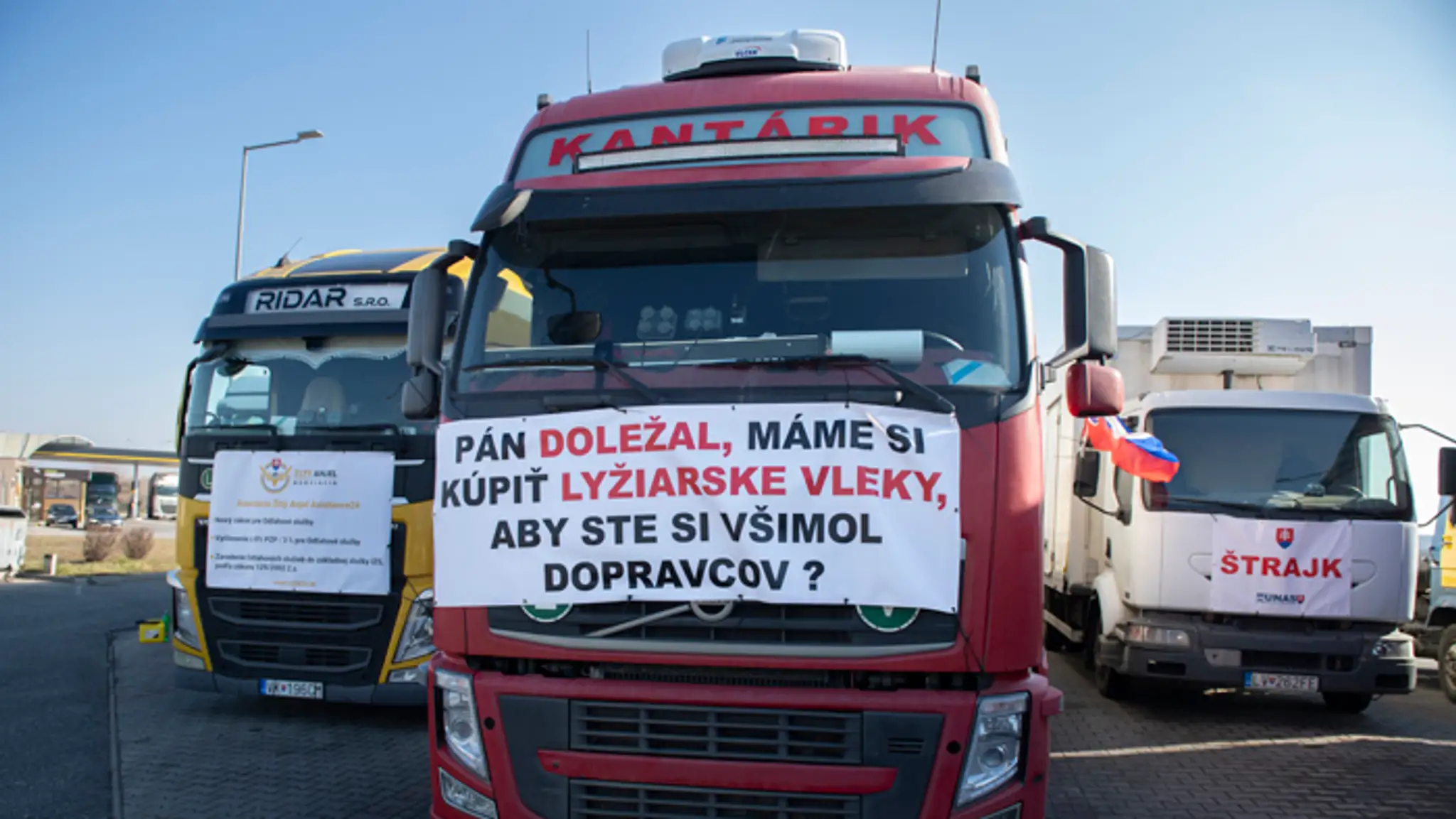 Štrajk autodopravcov v Bratislave.