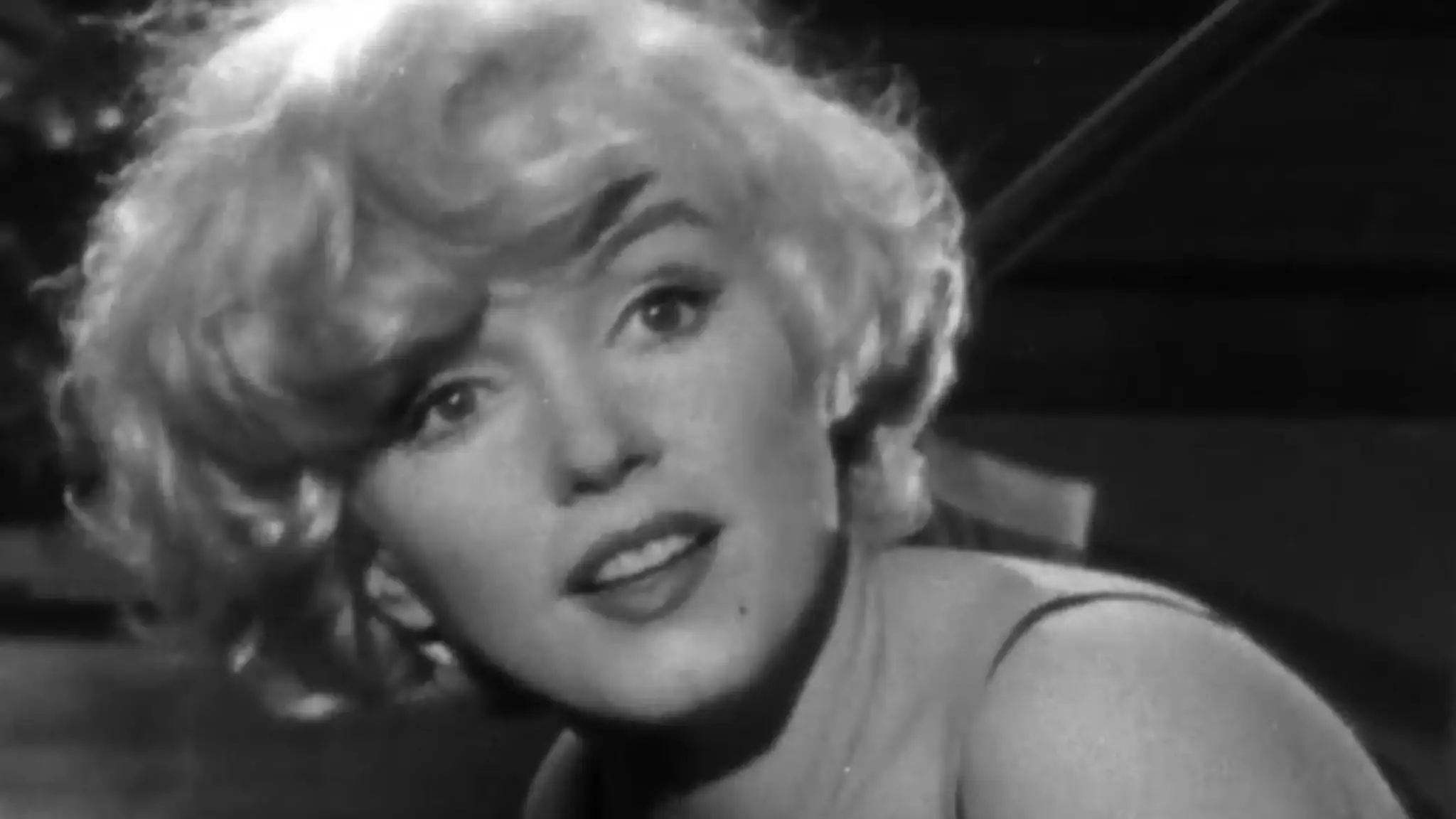 Marilyn Monroe počas natáčania filmu Niekto to rád horúce.