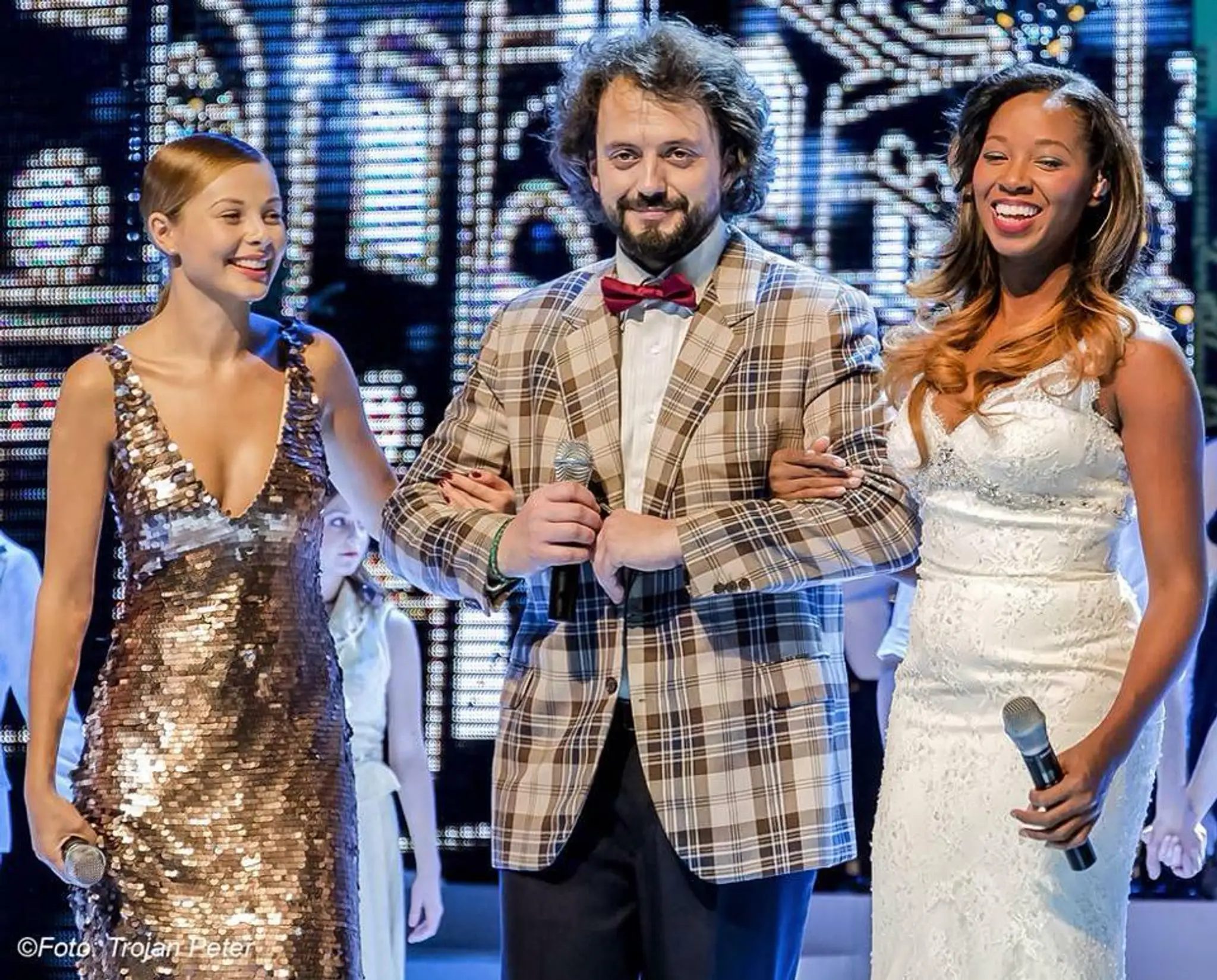 Swingové Vianoce- Monika Bagárová, Marián Čekovský a Jamelia.