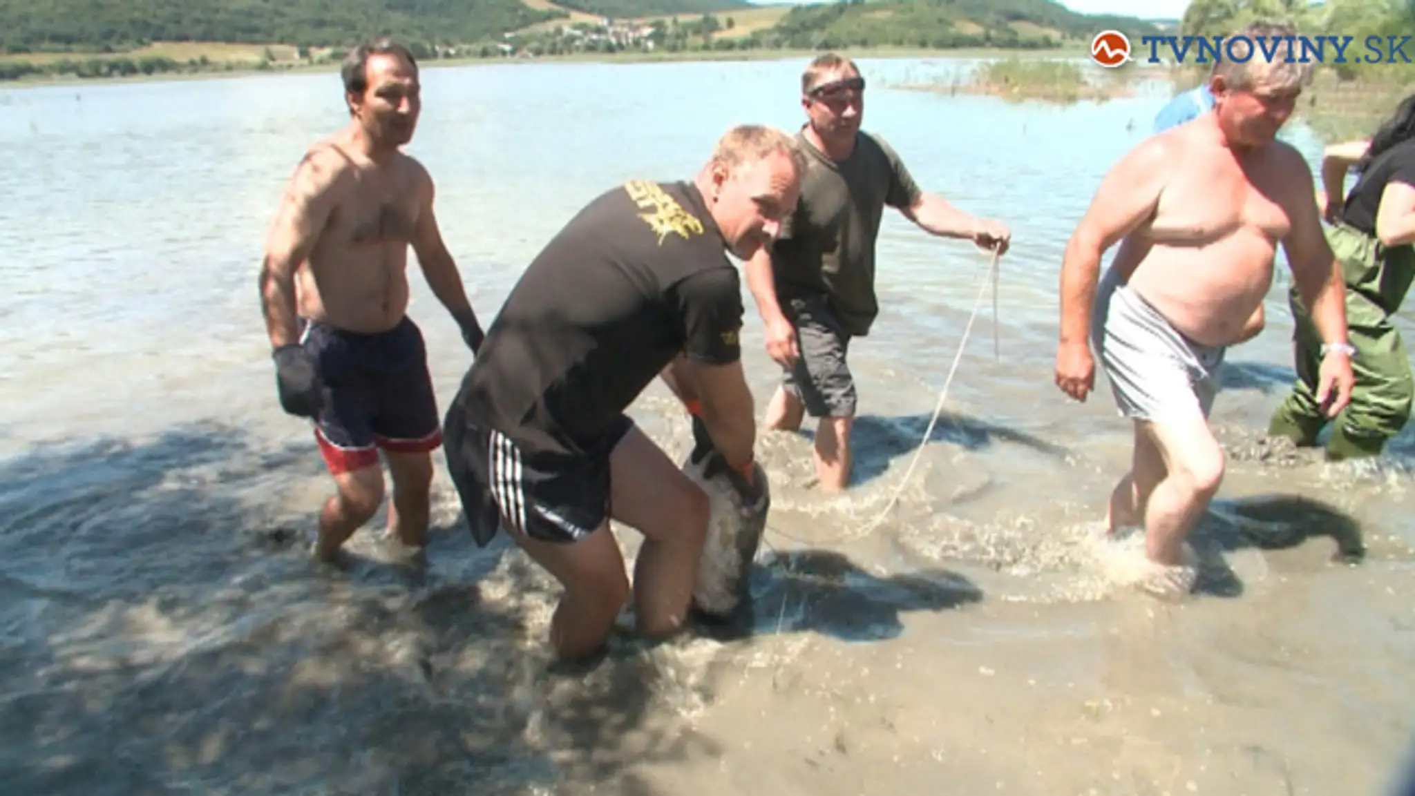 Patrik Švajda a rybári.