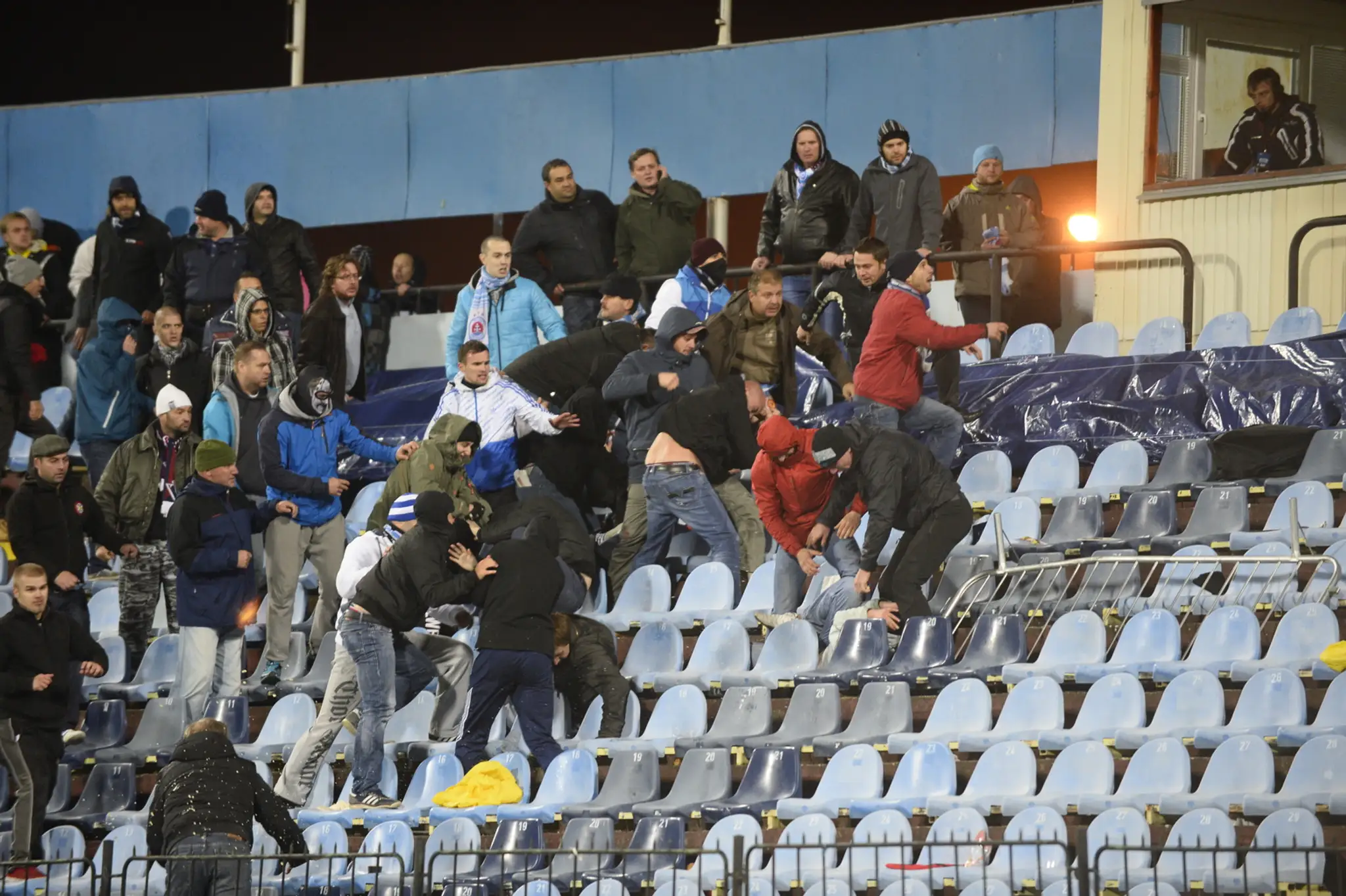Výtržnosti na zápase Slovan - Sparta.