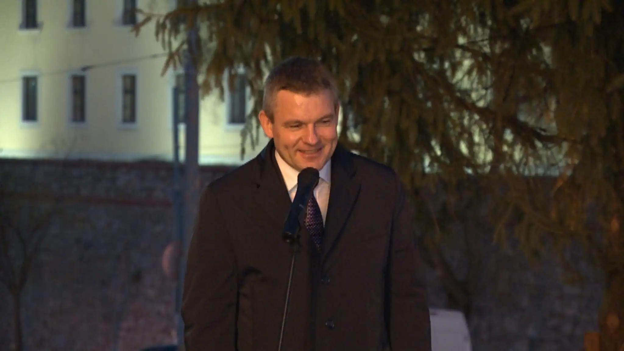 POLITICIweb_jpg_bez_watermarku_1.jpg