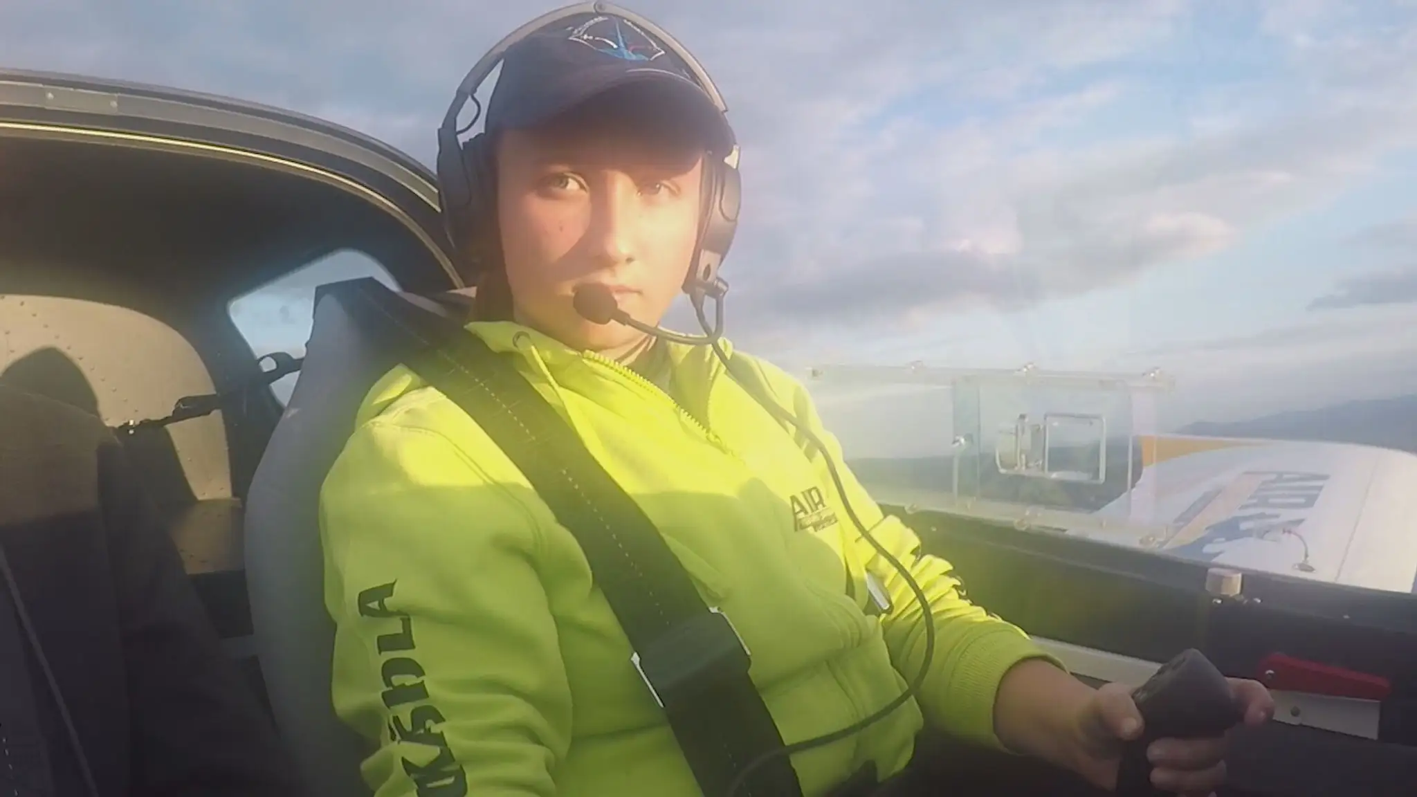 Michaela je naša najmladšia pilotka.