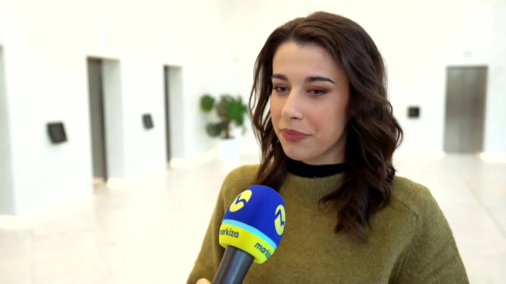 Adriana Brncalova nadacia Komplet