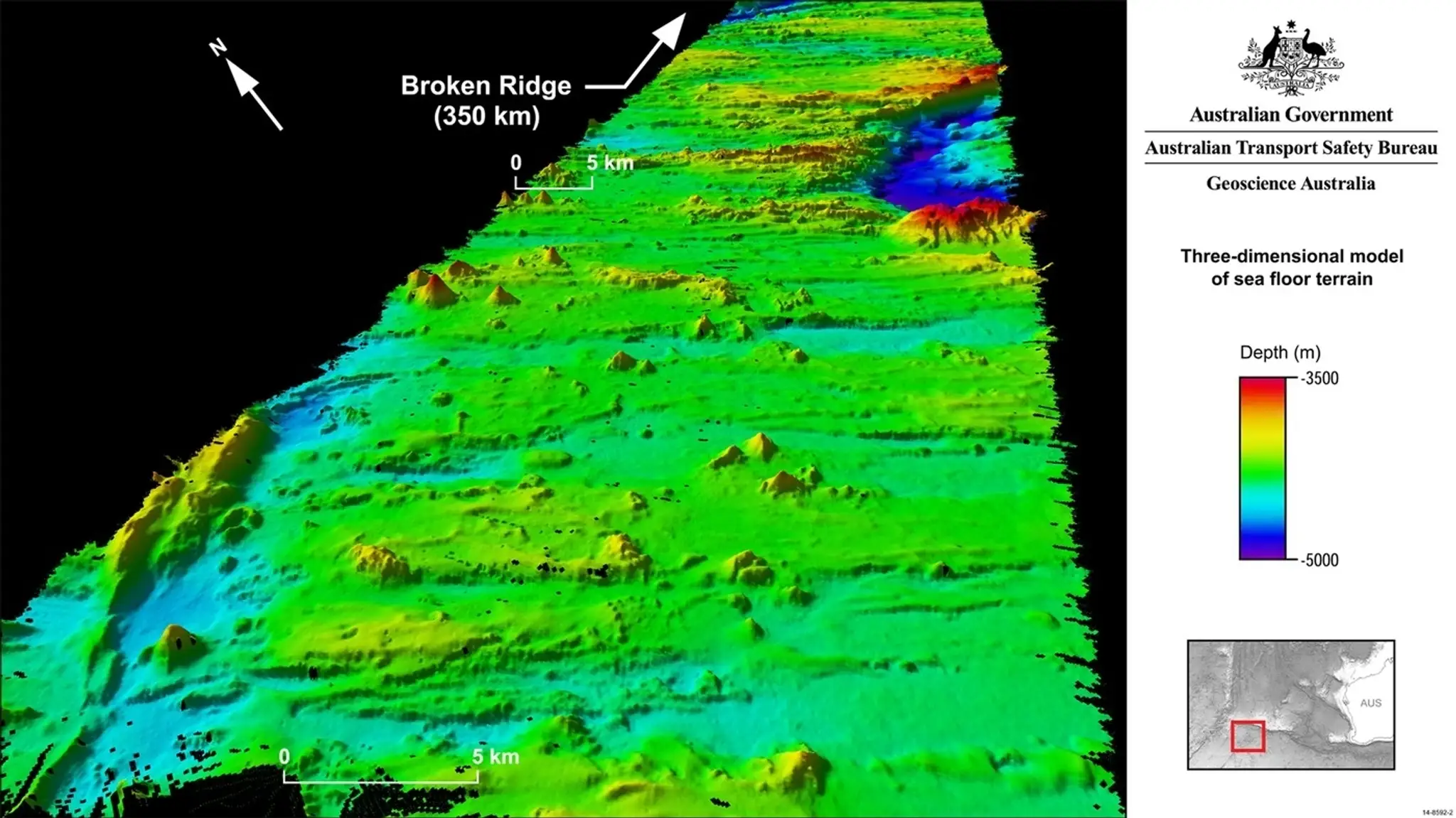 Obrázky z hĺbkového vyšetrovania zhotovené v miestach, kde let MH370 hľadali naposledy. Prináša informácie o obrysoch, hĺbke a p