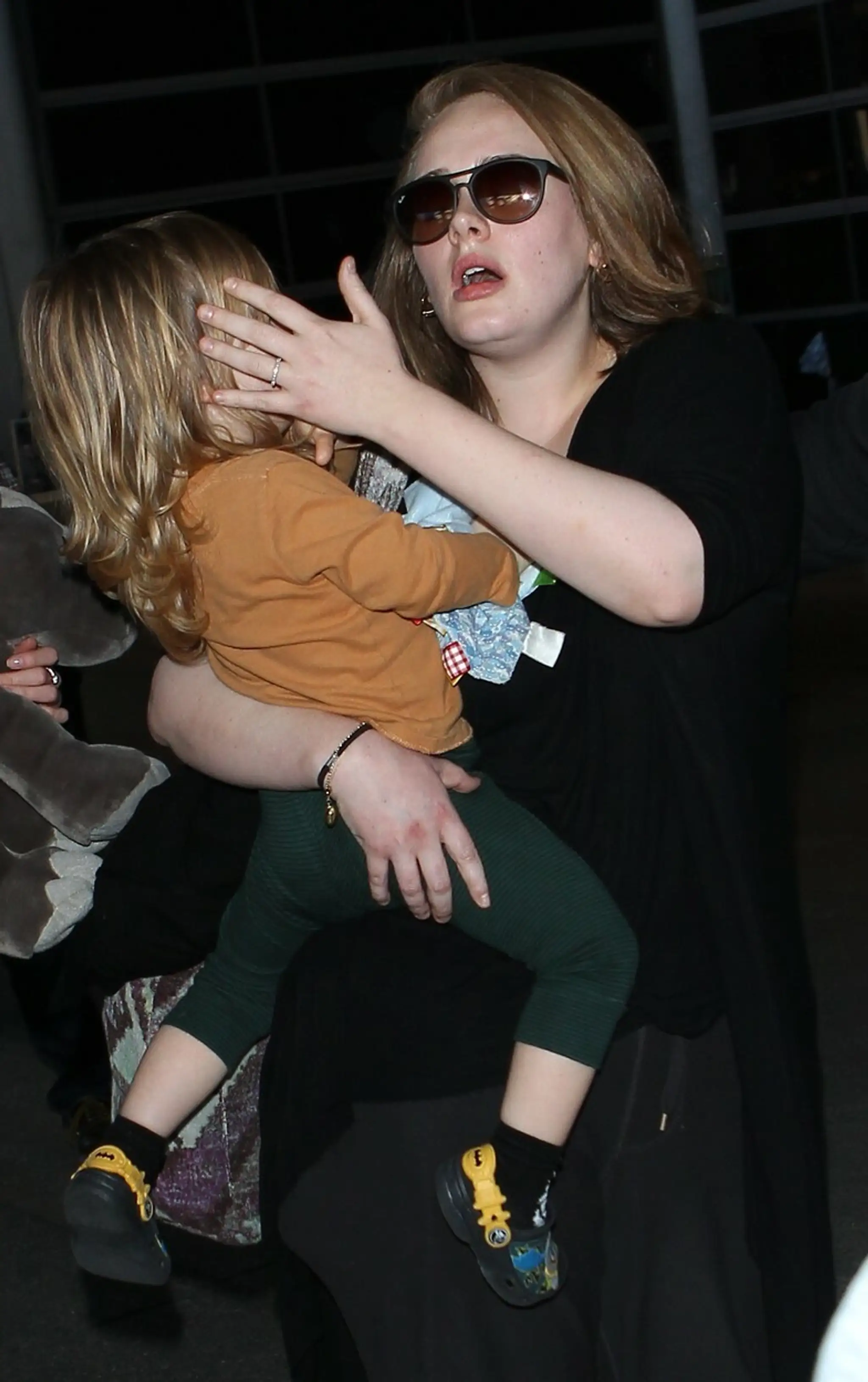 Adele so synom Angelom.