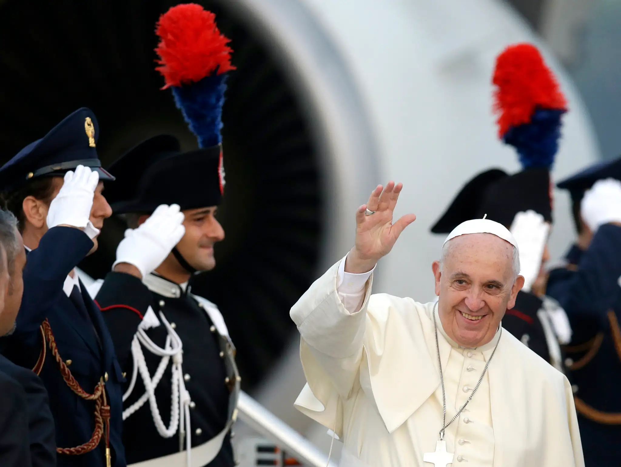 Italy_Pope_Albania314422185167.jpg