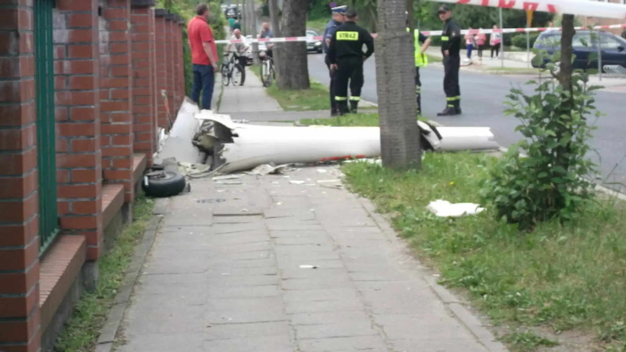 Spadnuté bezmotorové lietadlo Pile.