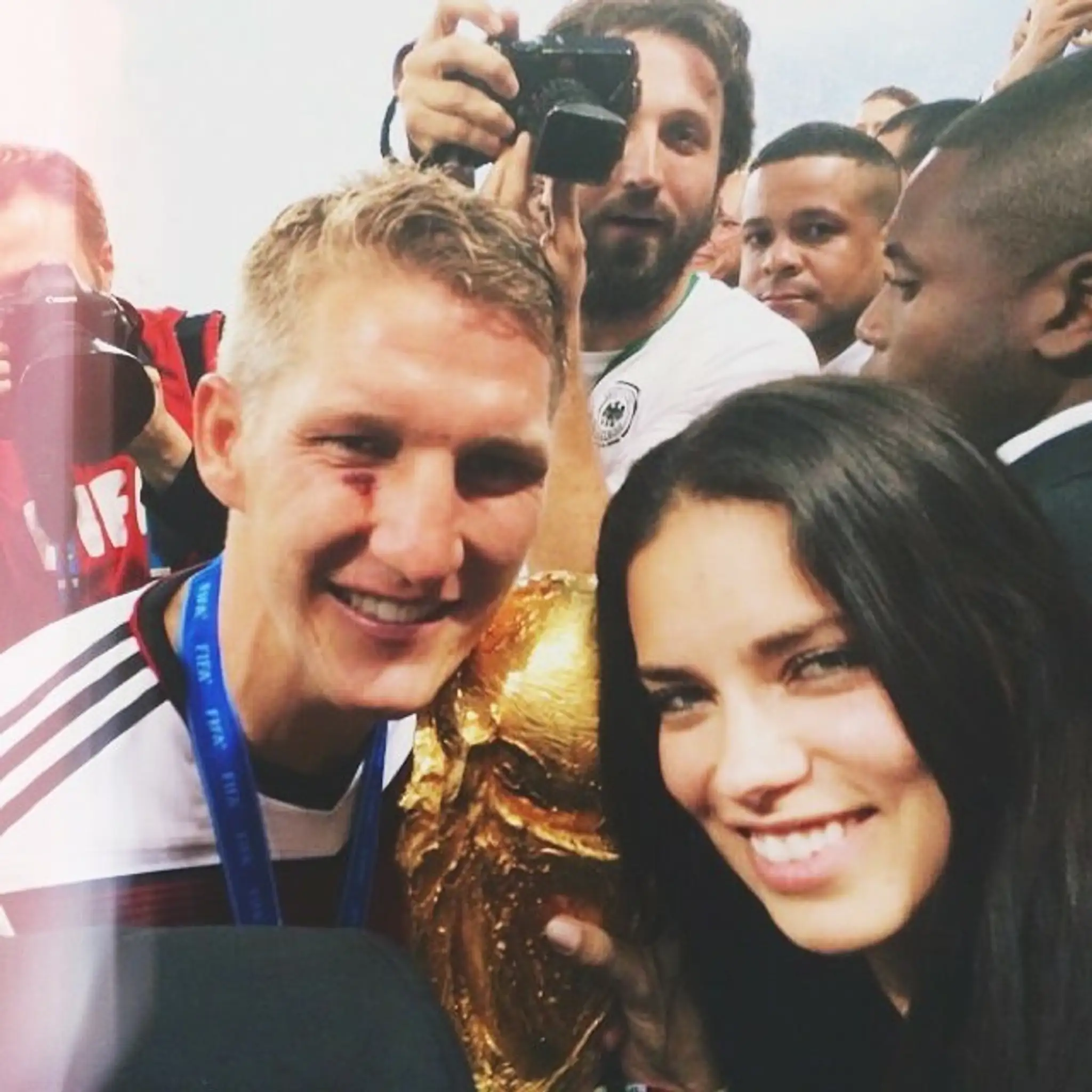Adriana Lima s Bastianom Schweinsteigerom 