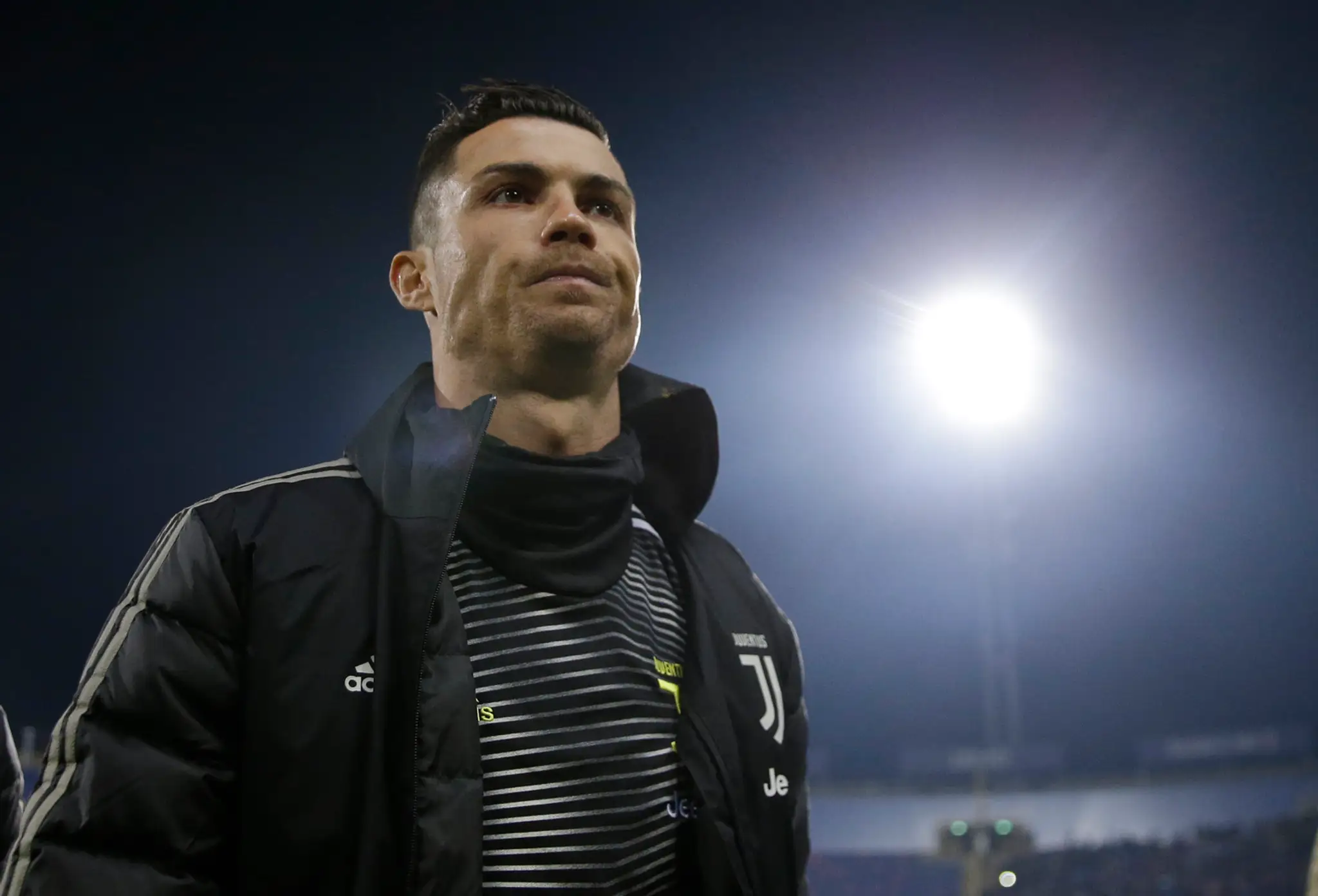 Cristiano Ronaldo z Juventusu po dueli na pôde Bologne.