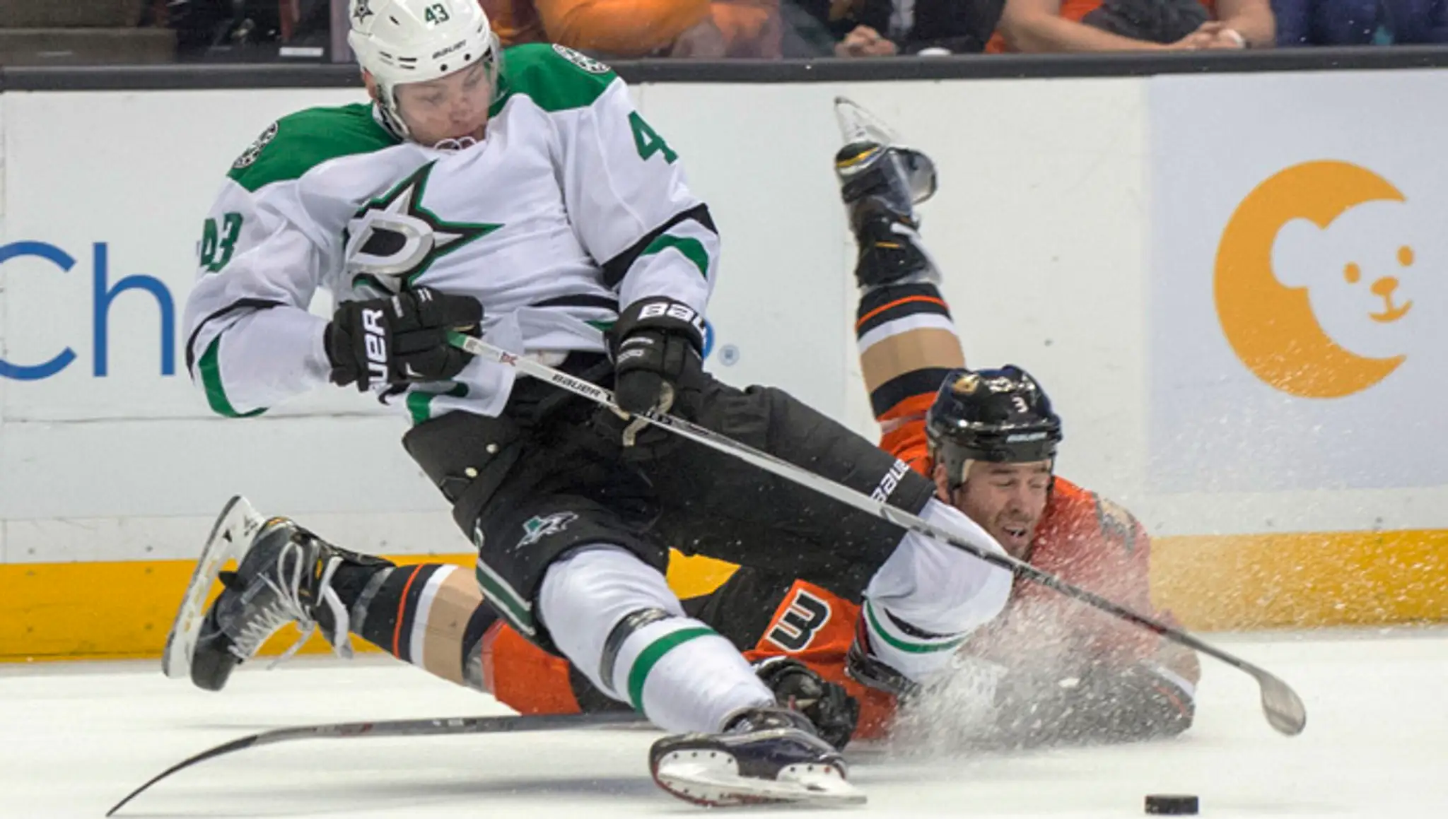 Anaheim zdolal Dallas 3:1.