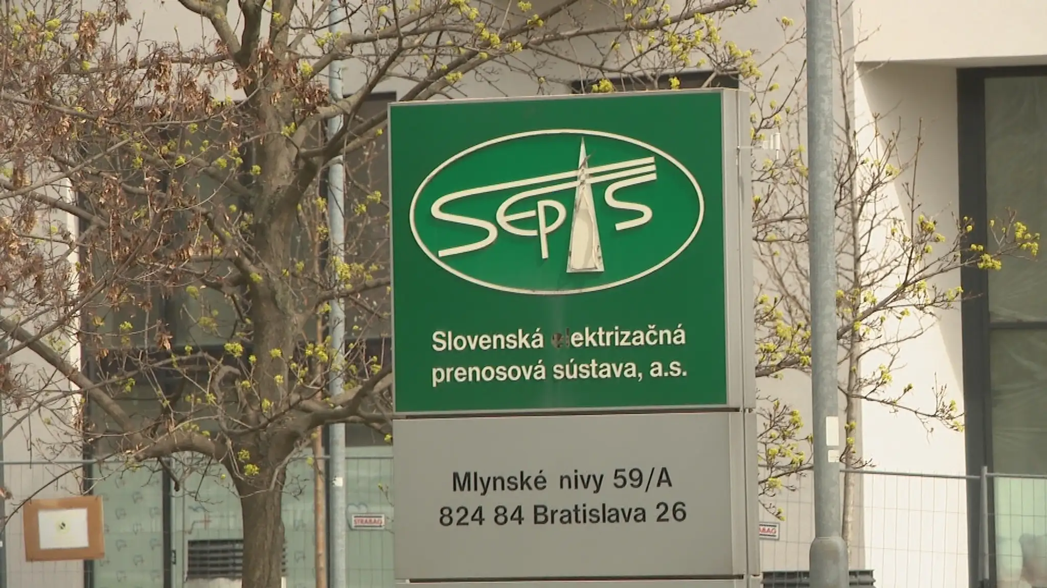 Kontroverzný štátny nákup s Jánom Vaľom bol podľa SEPS v poriadku.