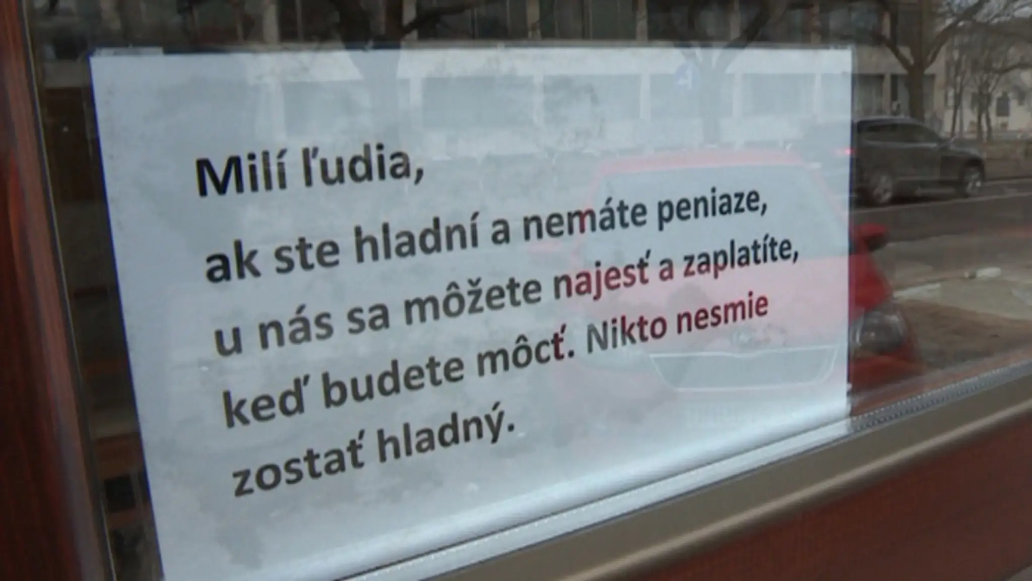 Nápis v bistre Milajima Feratiho.