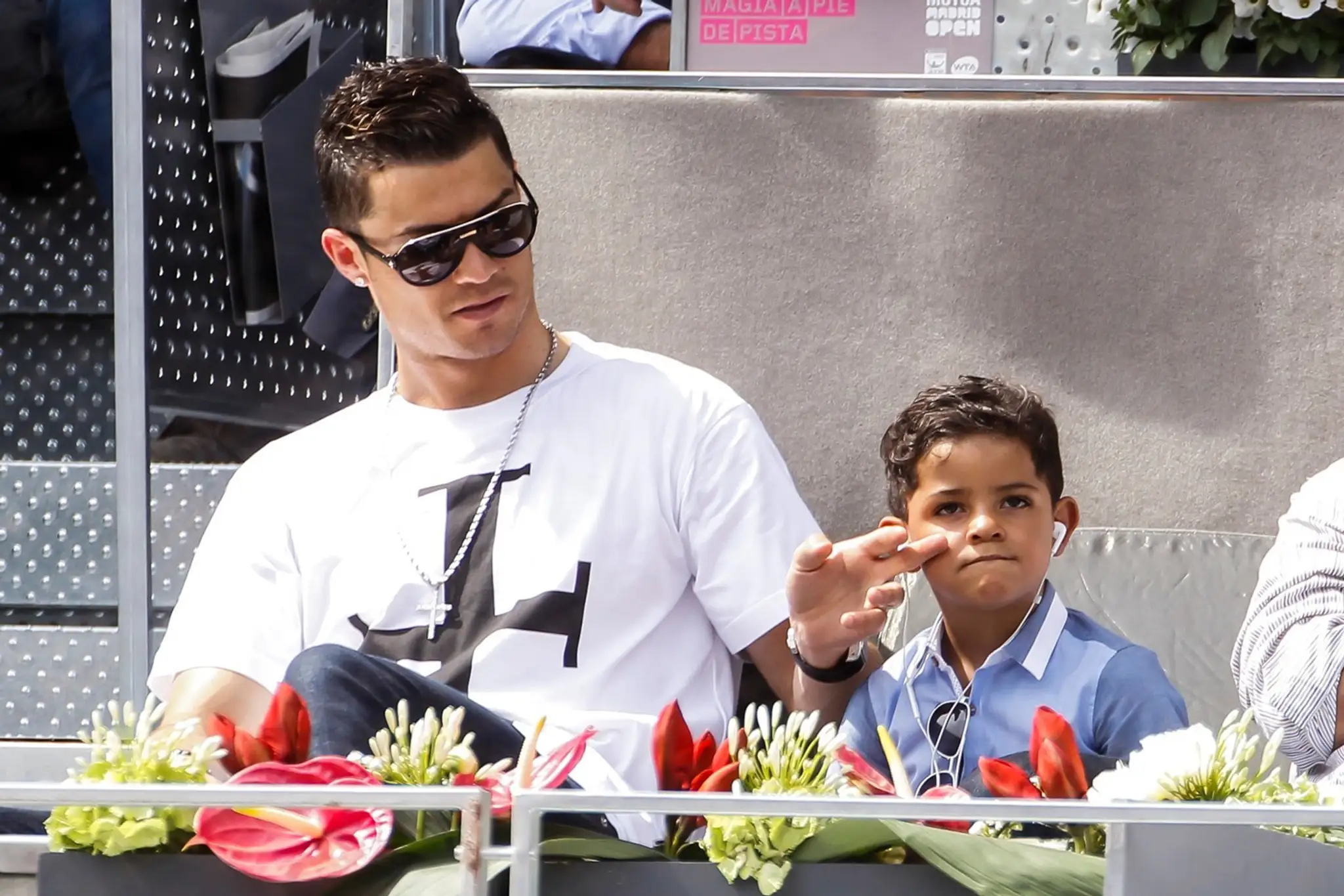 Cristiano Ronaldo s juniorom