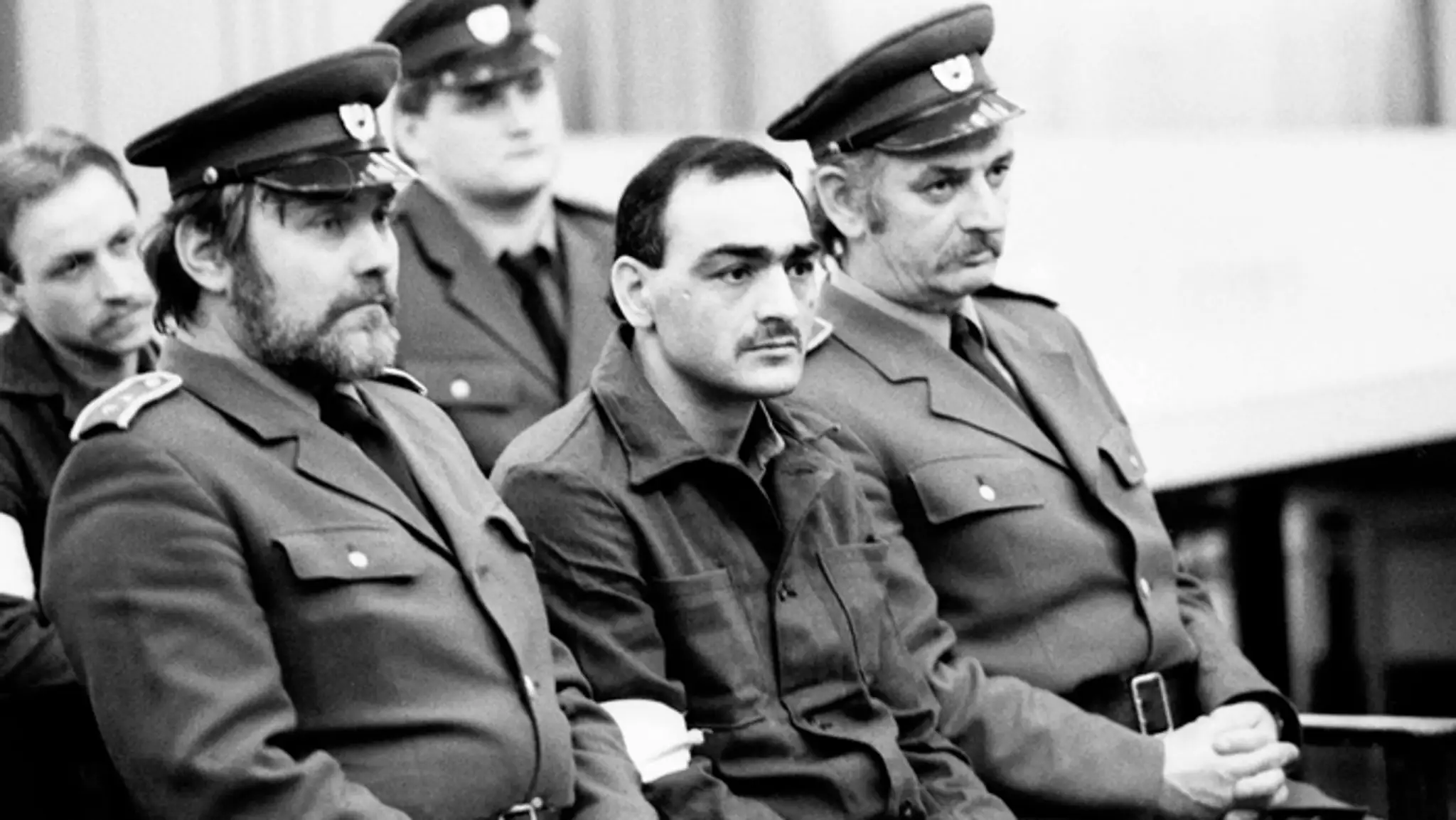 Obvinený Tibor Polgári na pojednávaní 4. januára 1993 v Justičnom paláci.