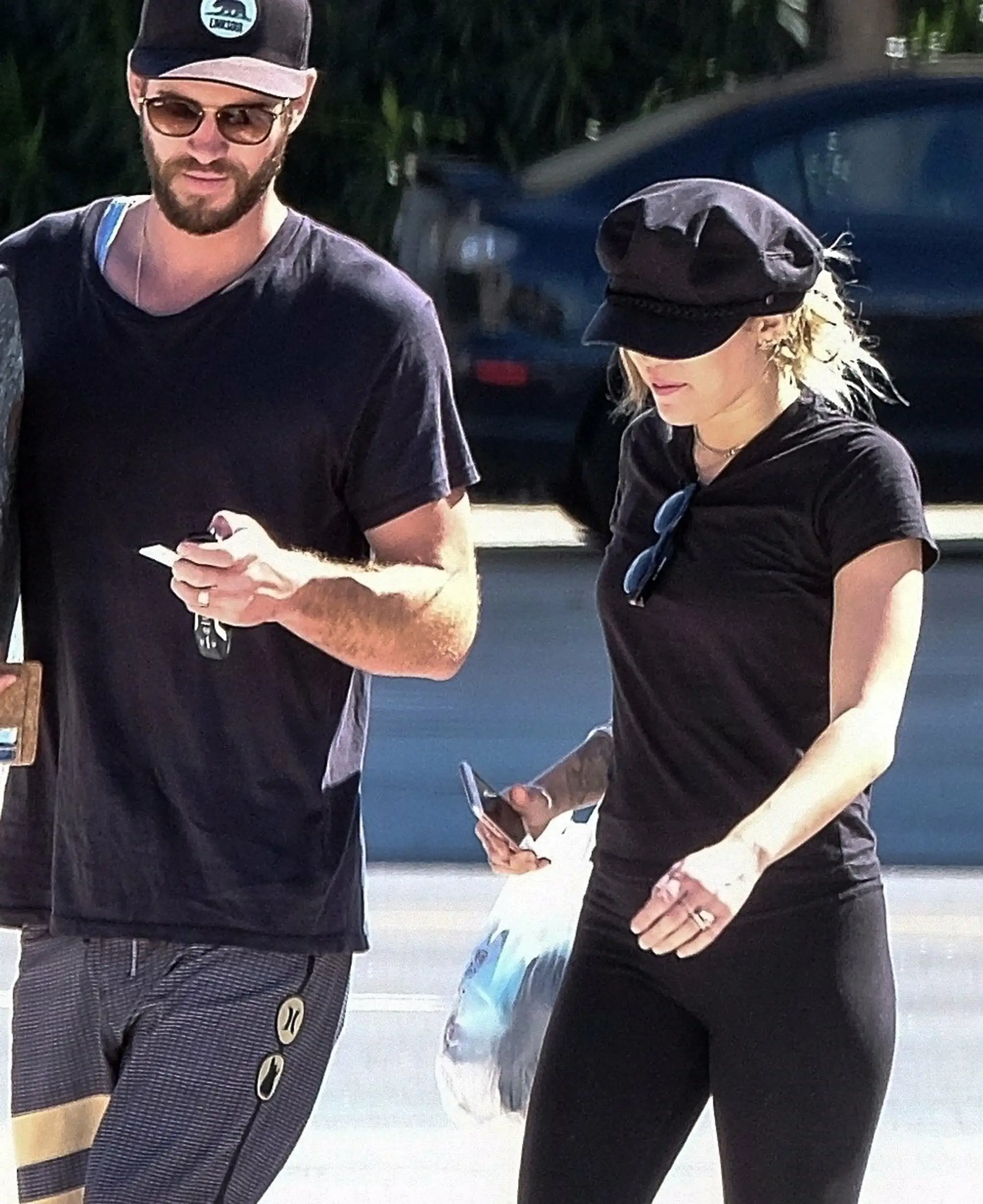Tajili to pol roka! Veľké tajomstvo Miley Cyrus a jej partnera je vonku
