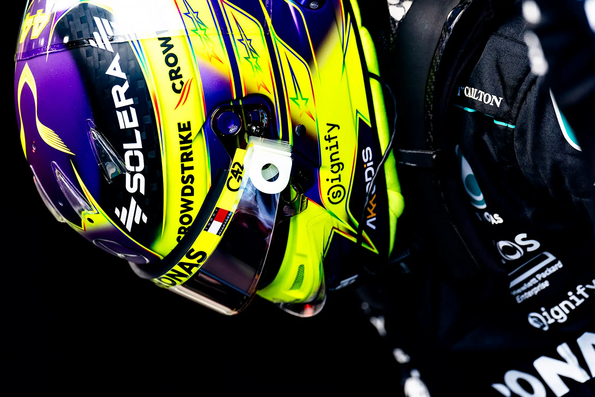 Brit Lewis Hamilton z Mercedesu.