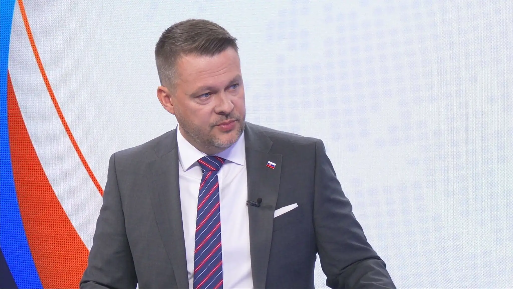 Trináste dôchodky by sa mali obmedziť, vyhlásil Migaľ v politickej debate TN live
