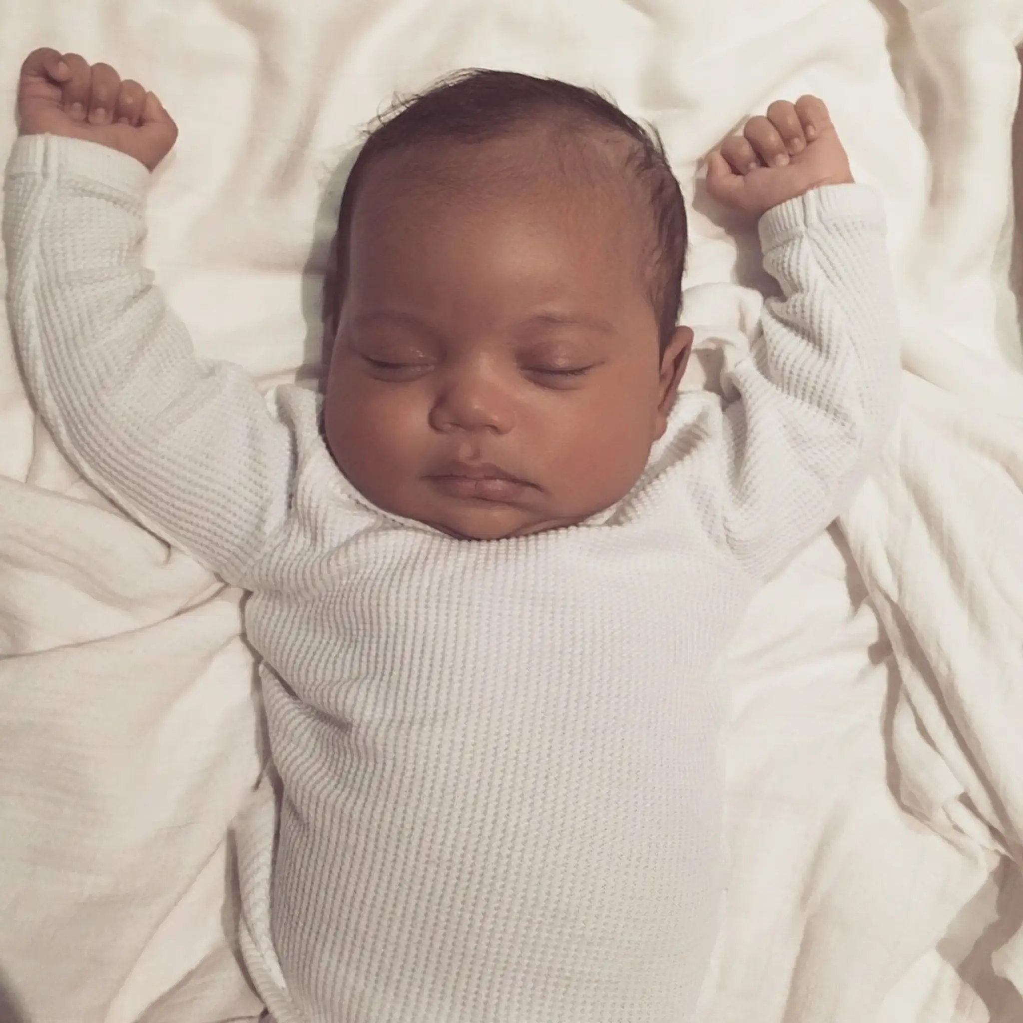111-19374-saint-west-new-photo-kim-kardashian-1456124676.jpg
