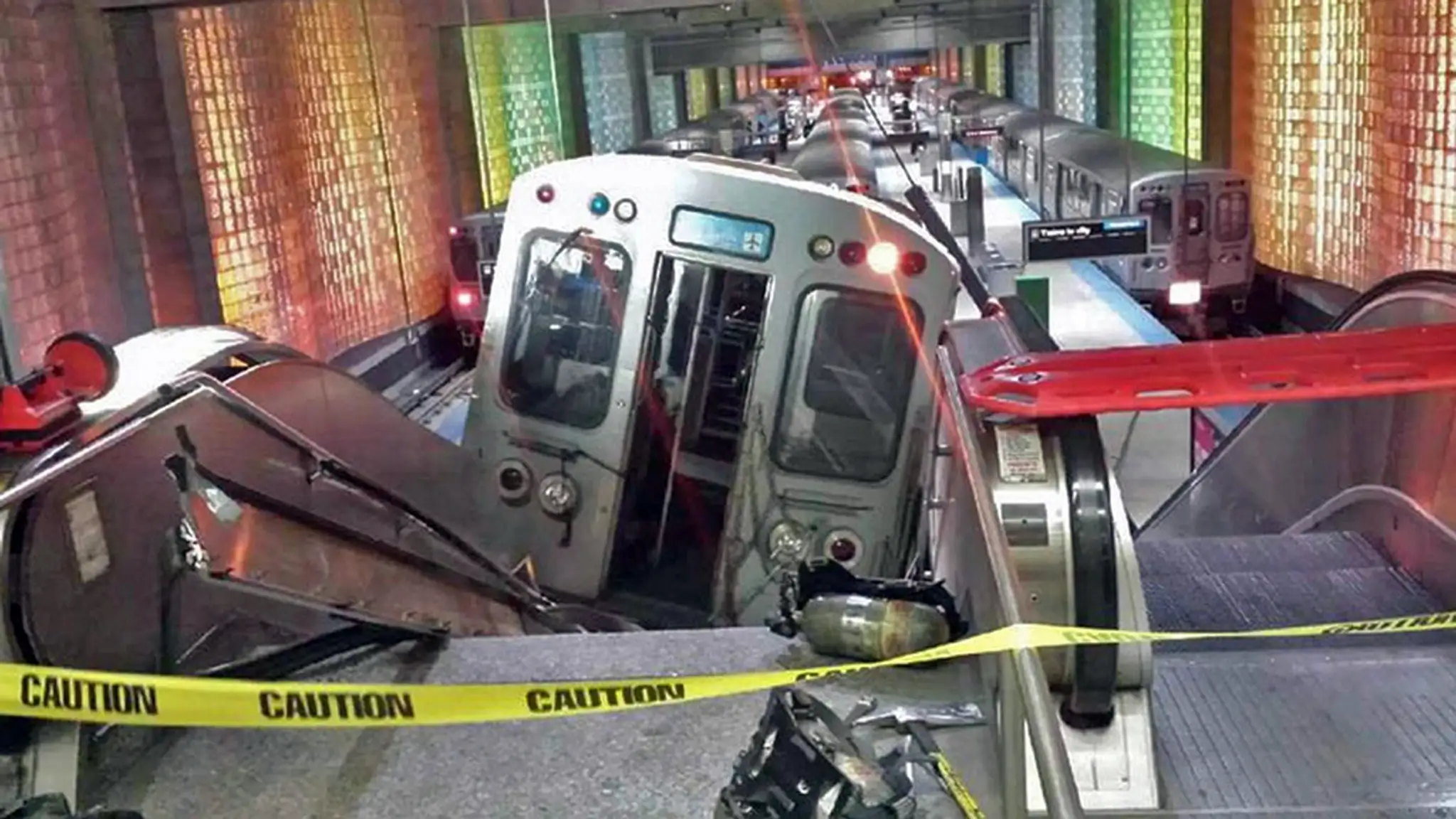 Chicago_Train_Derailment-4a42efcecb52482e811c6ebeaffef5f6.JPEG