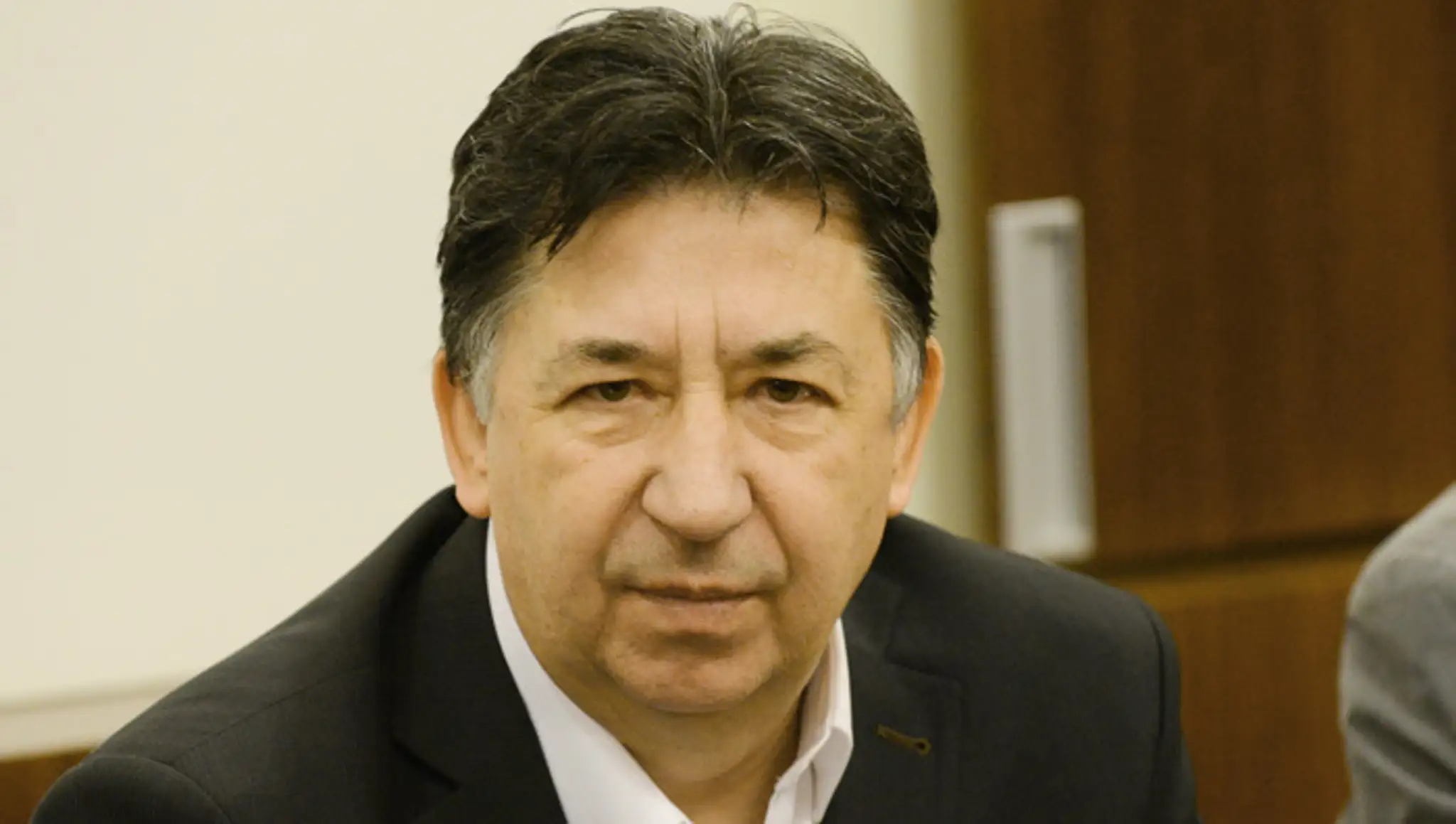 Do parlamentu sa po rokoch vráti Ján Budaj.