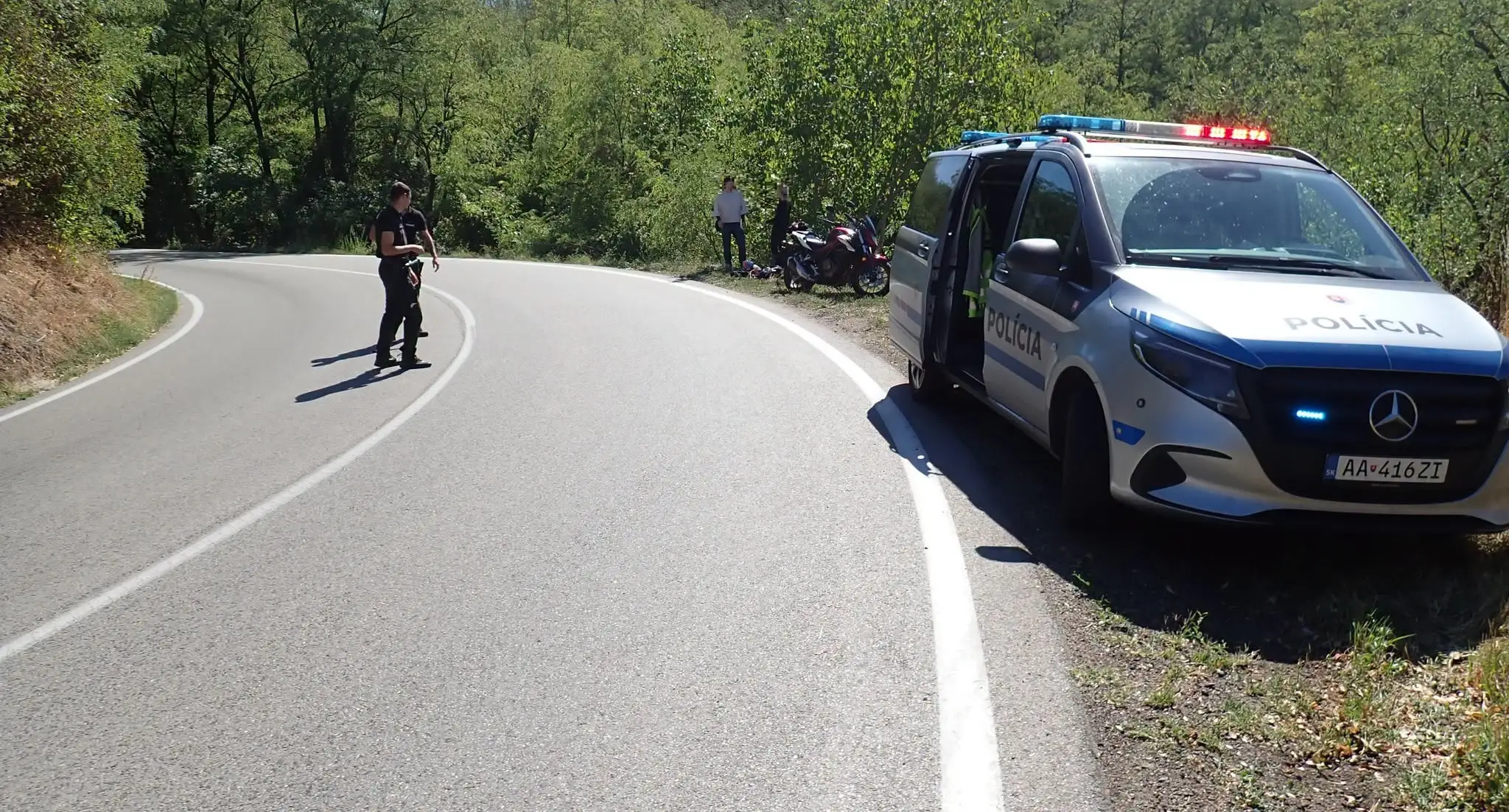 Polícia hľadá svedkov dopravnej nehody