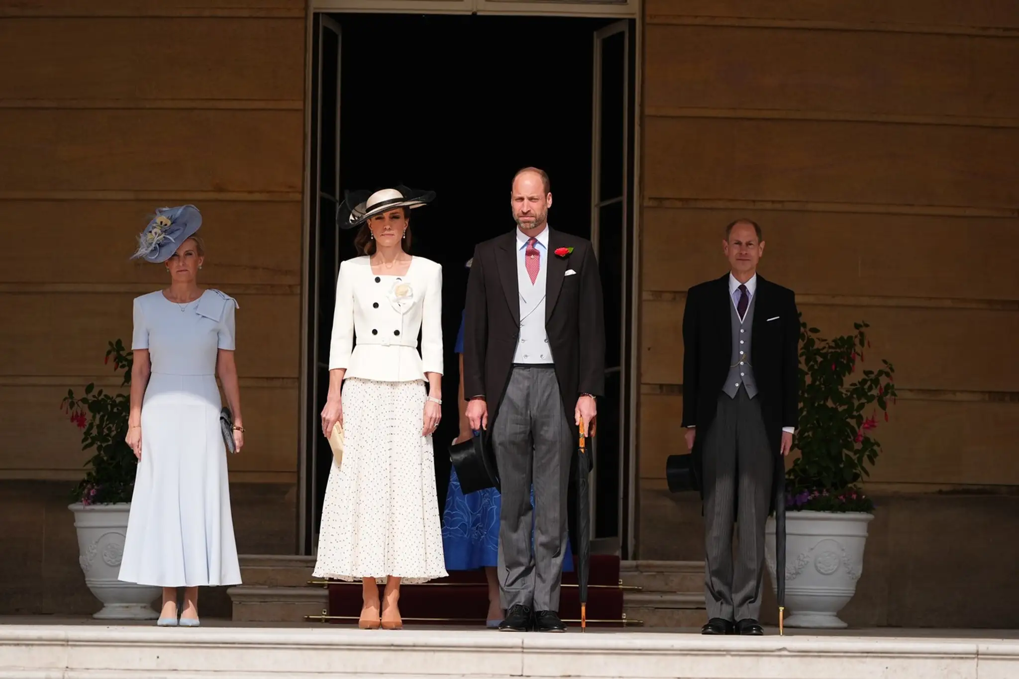Kate a William na Royal Garden Party.