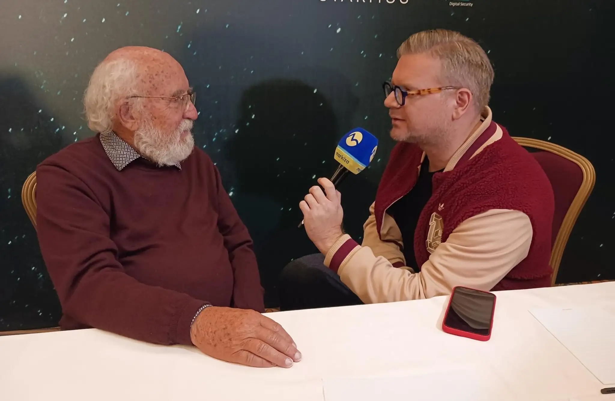Boris Pršo v rozhovore s astrofyzikom Michelom Mayorom