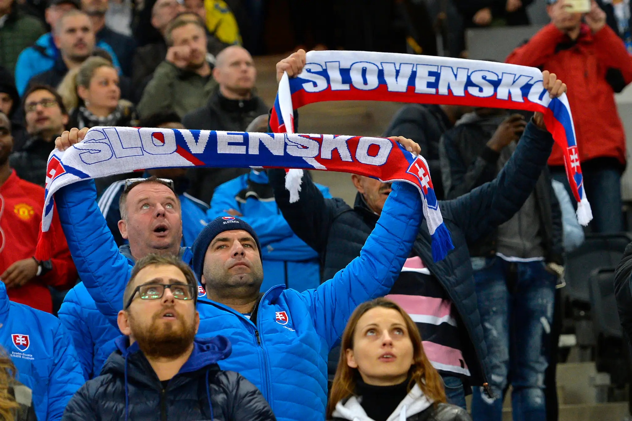 Slovenskí priaznivci v medzištátnom zápase vo Švédsku.
