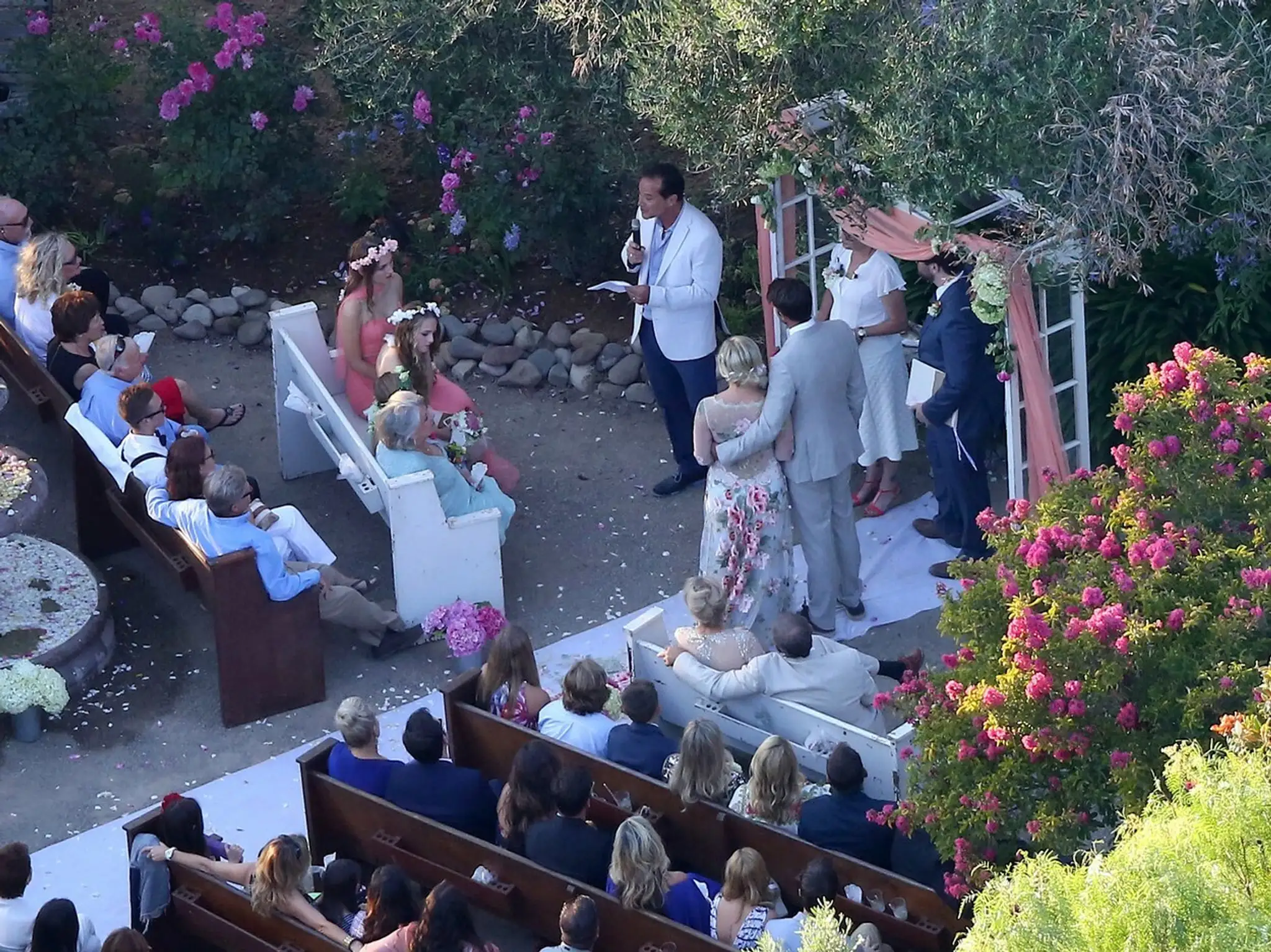 Svadba Jennie Garth a David Abramsa.