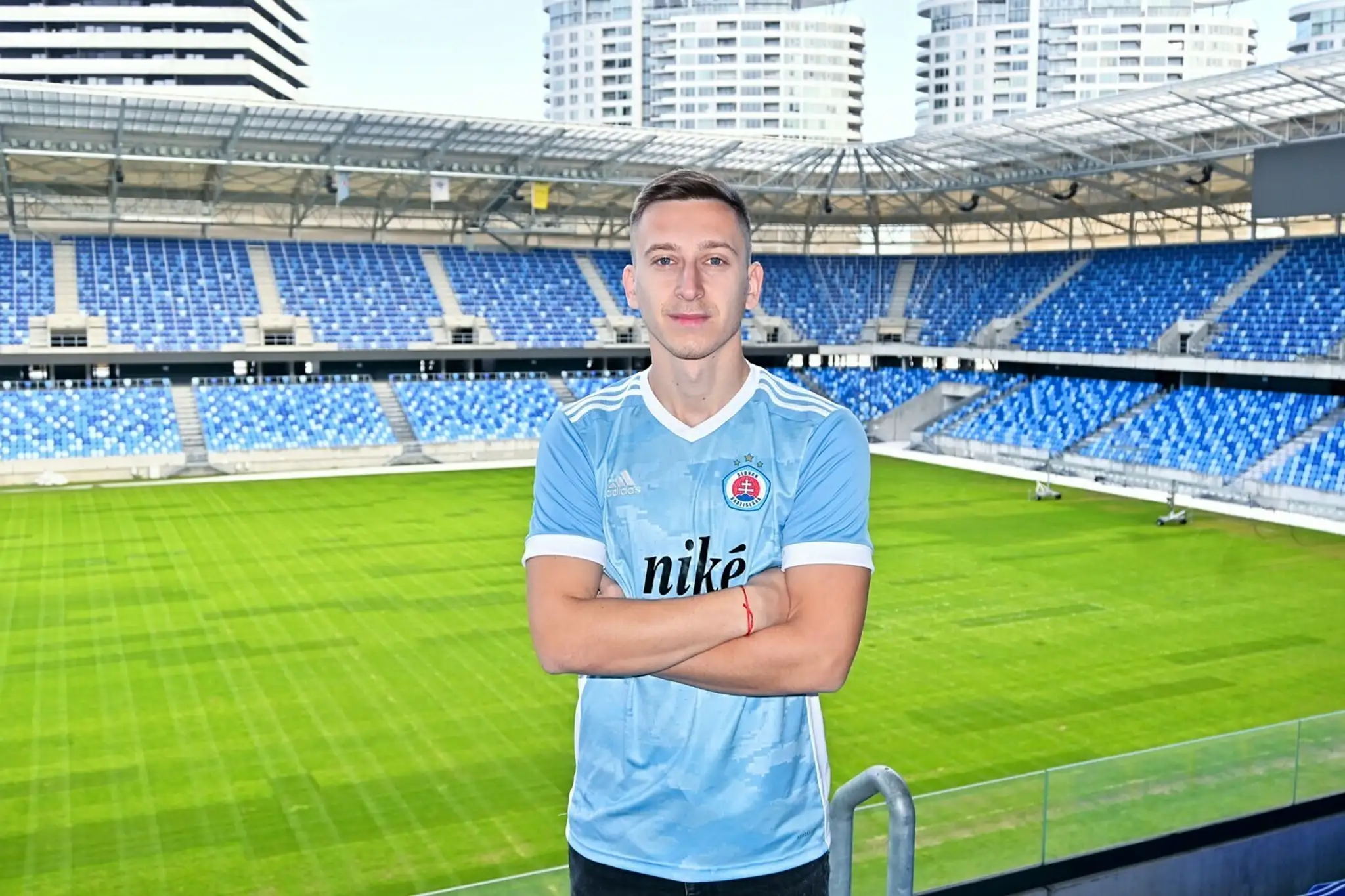Ivan Šaponjič bude nosiť v Slovane číslo 9.