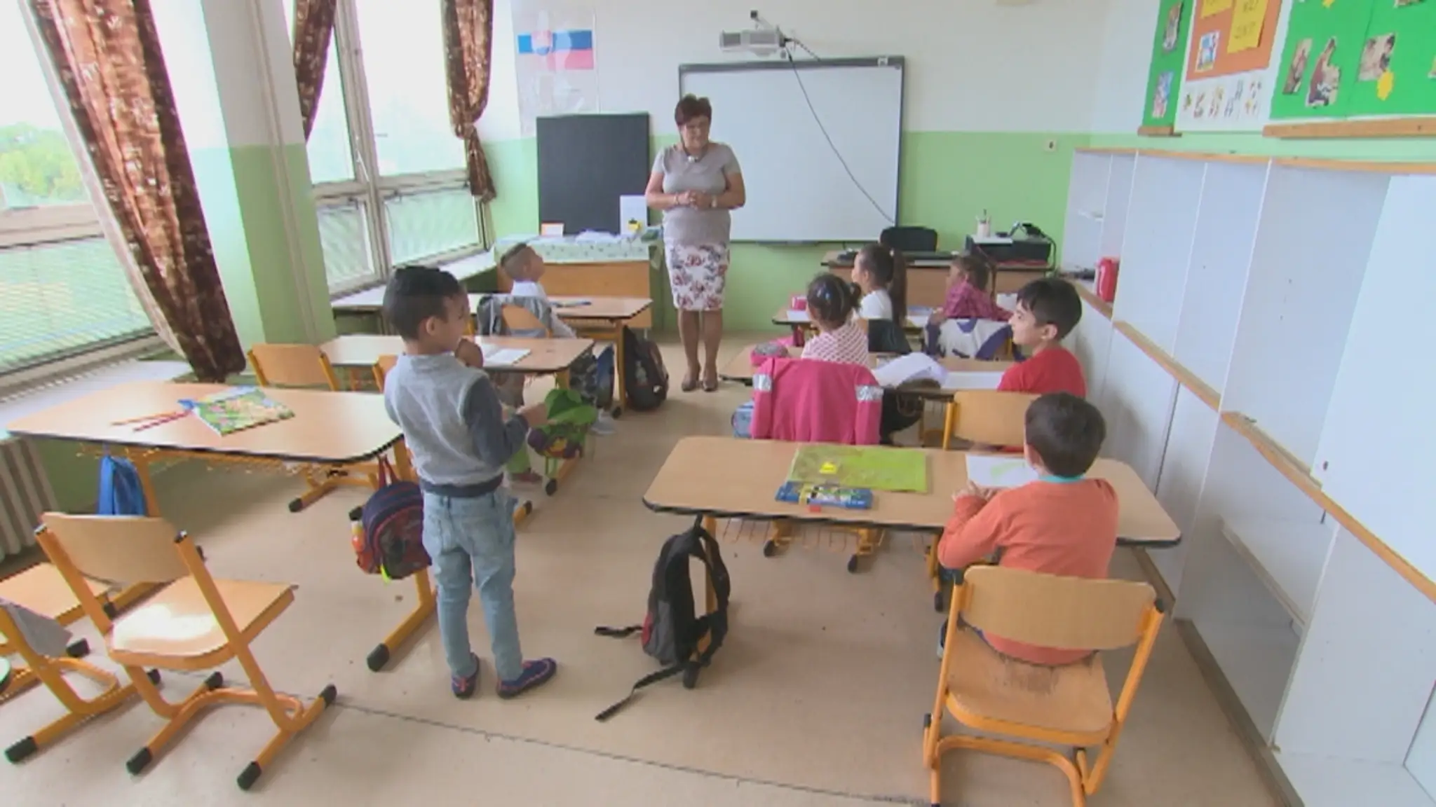 Hráči Dortmundu oslavujú gól proti Leverkusenu.