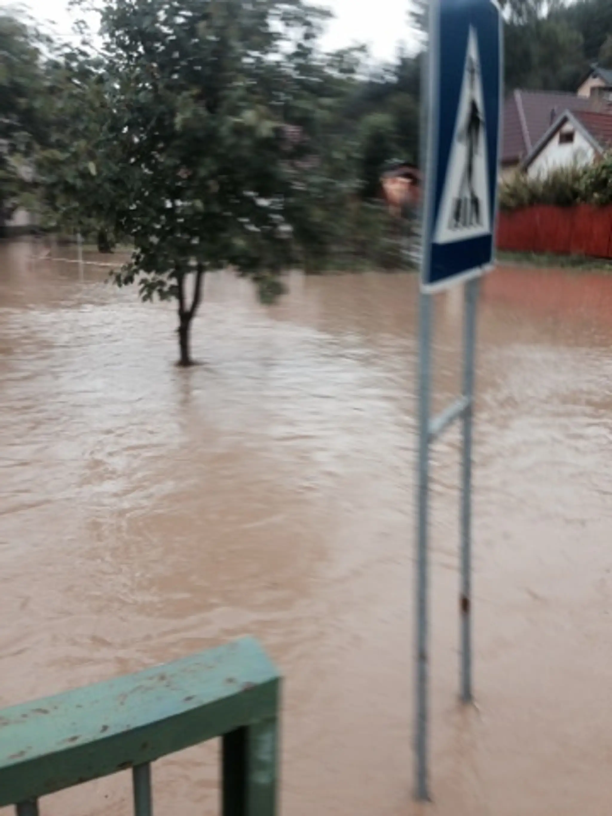 Záplavy na Slovensku- obec Prašník pri Vrbovom