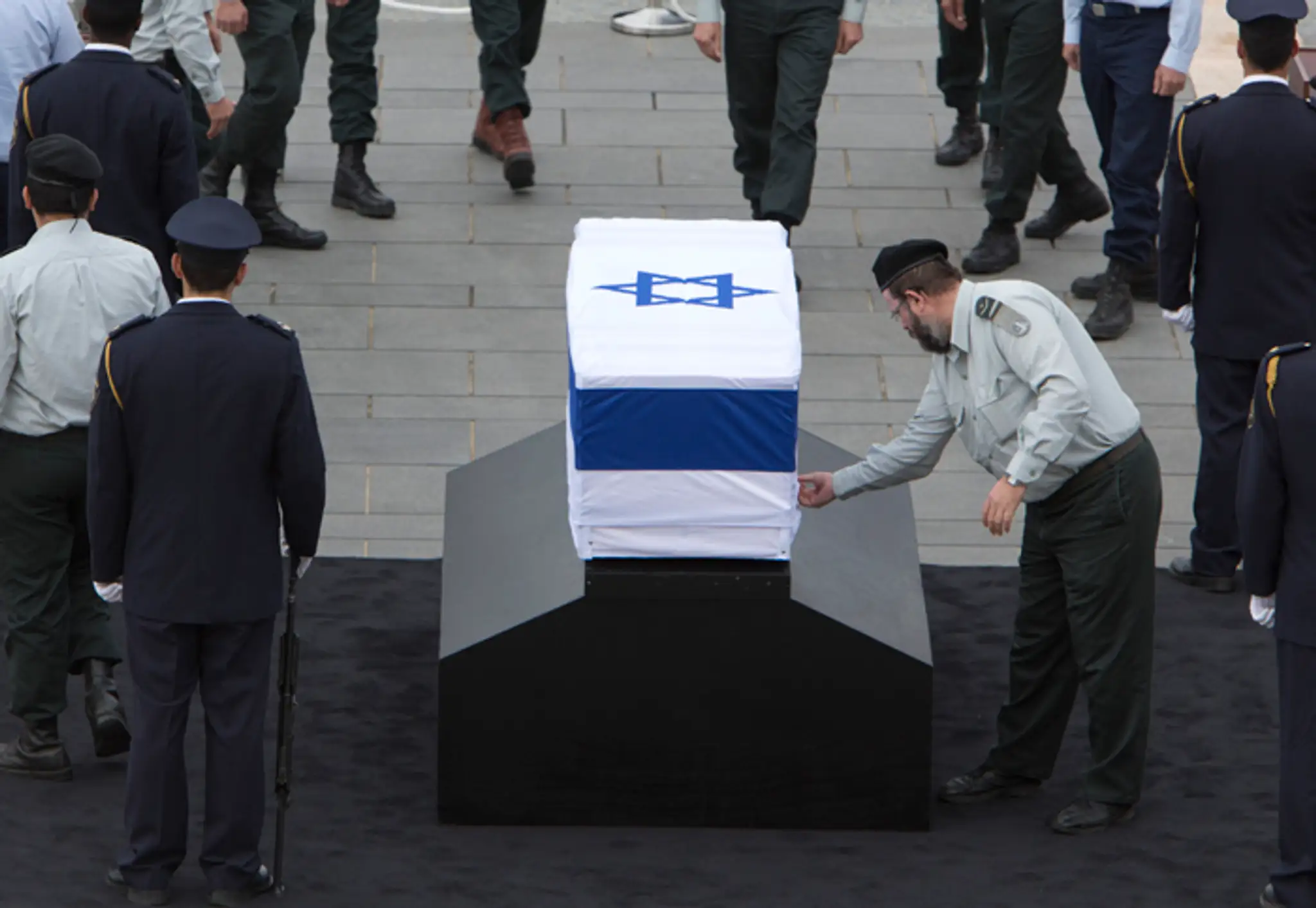 Mideast_Israel_Obit_Ariel_Sharon-930b8291752242f898973679e47a957e.jpeg