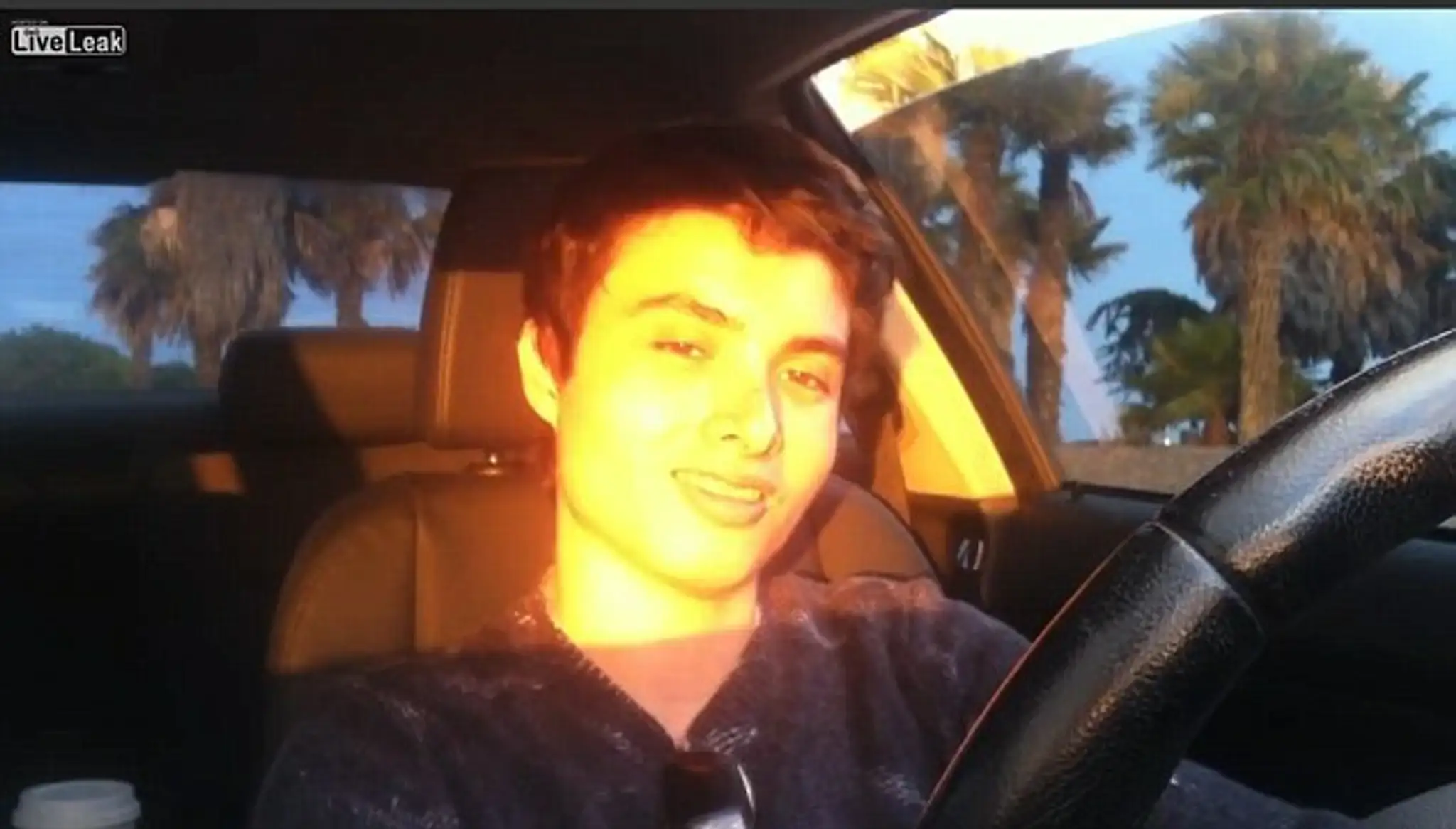 Elliot Rodger vo výhražnom videu dva dni pred masakrom.