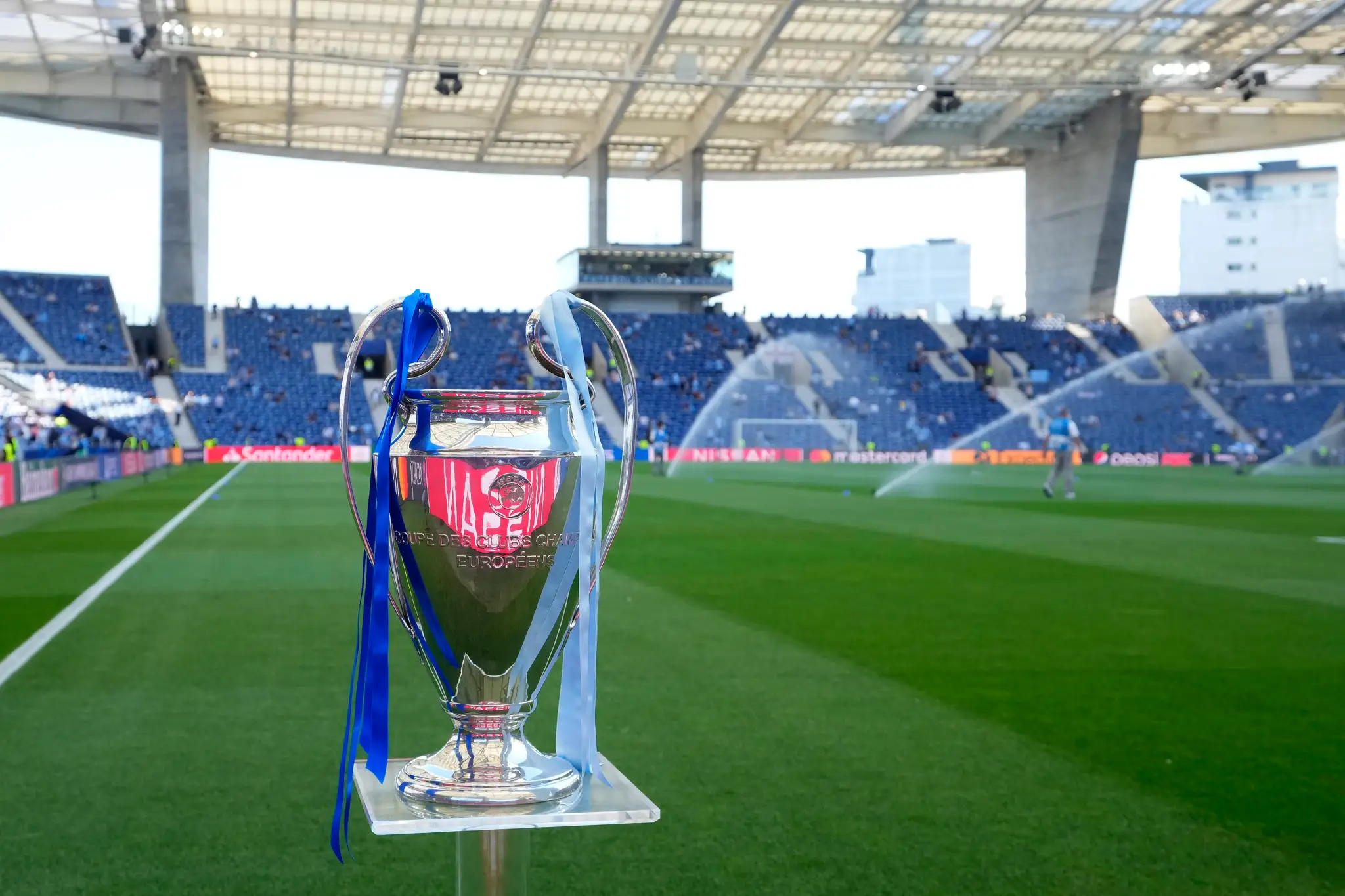 Trofej pre víťaza futbalovej Ligy majstrov.