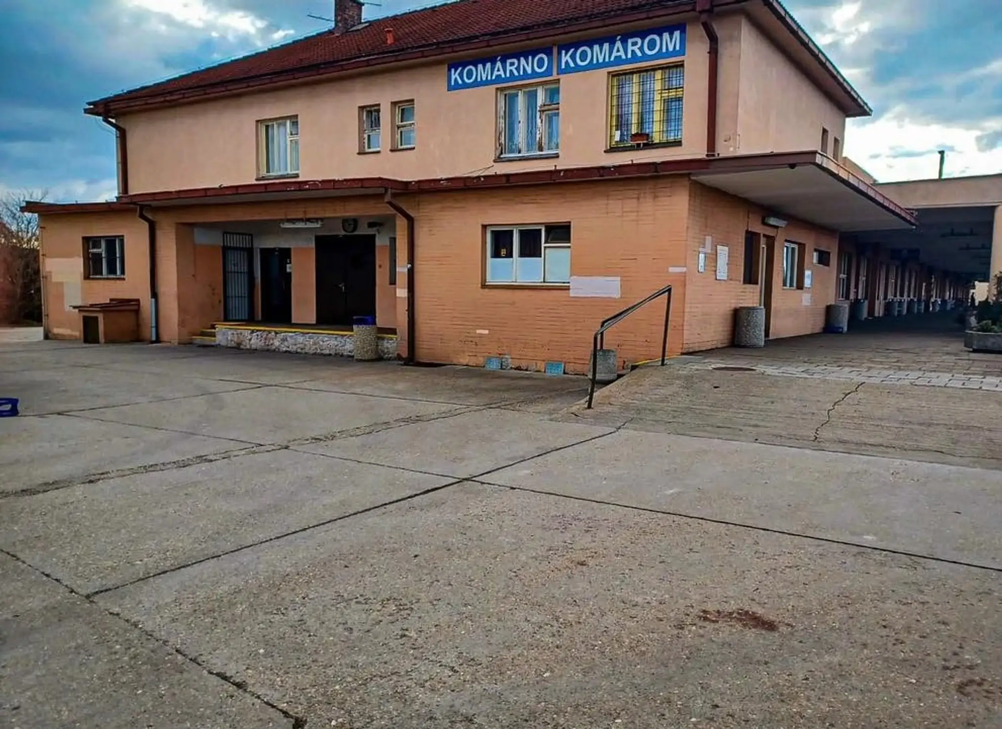 Stanica v Komárne