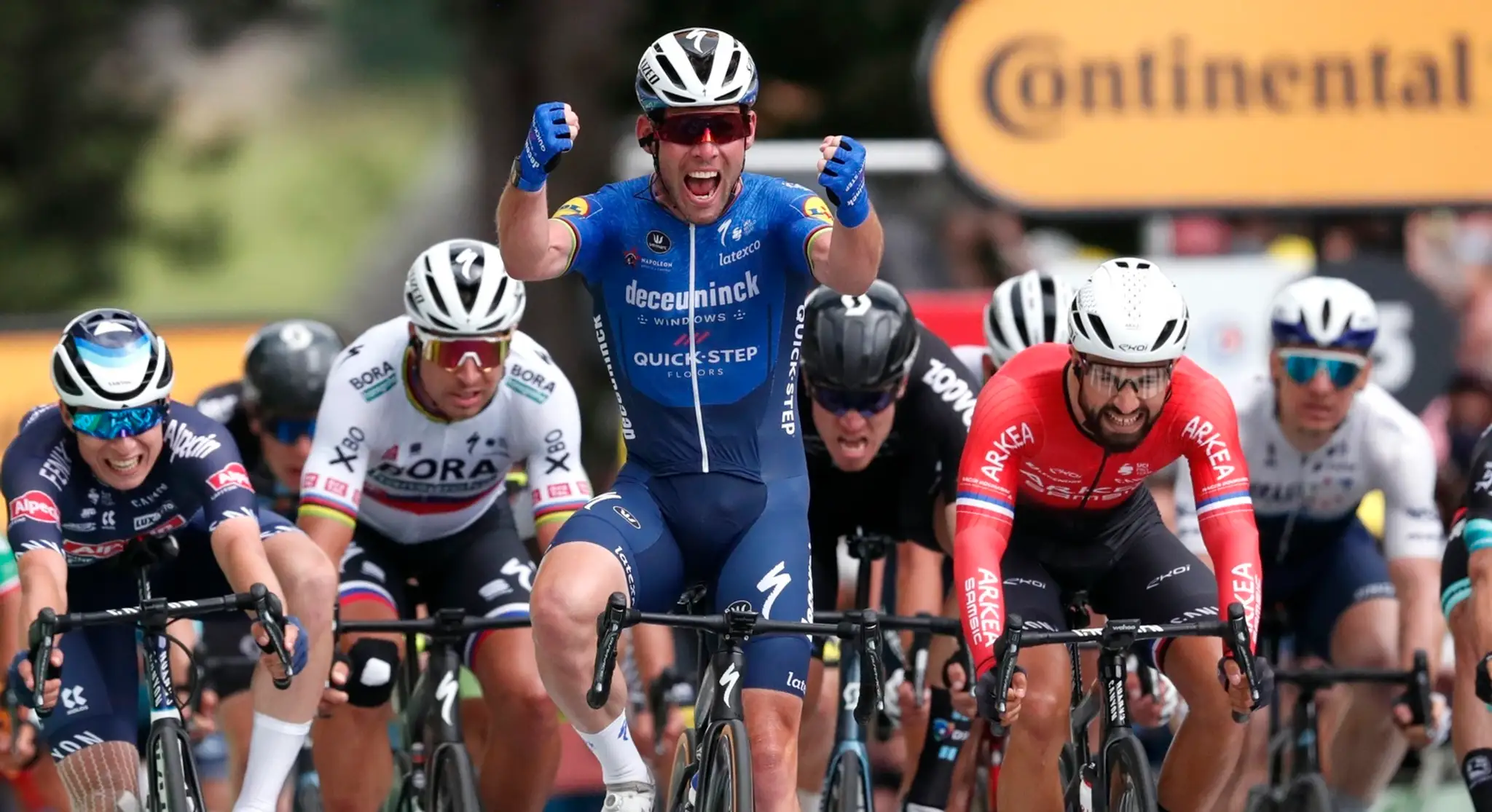 Mark Cavendish vyhral 4. etapu na Tour de France.
