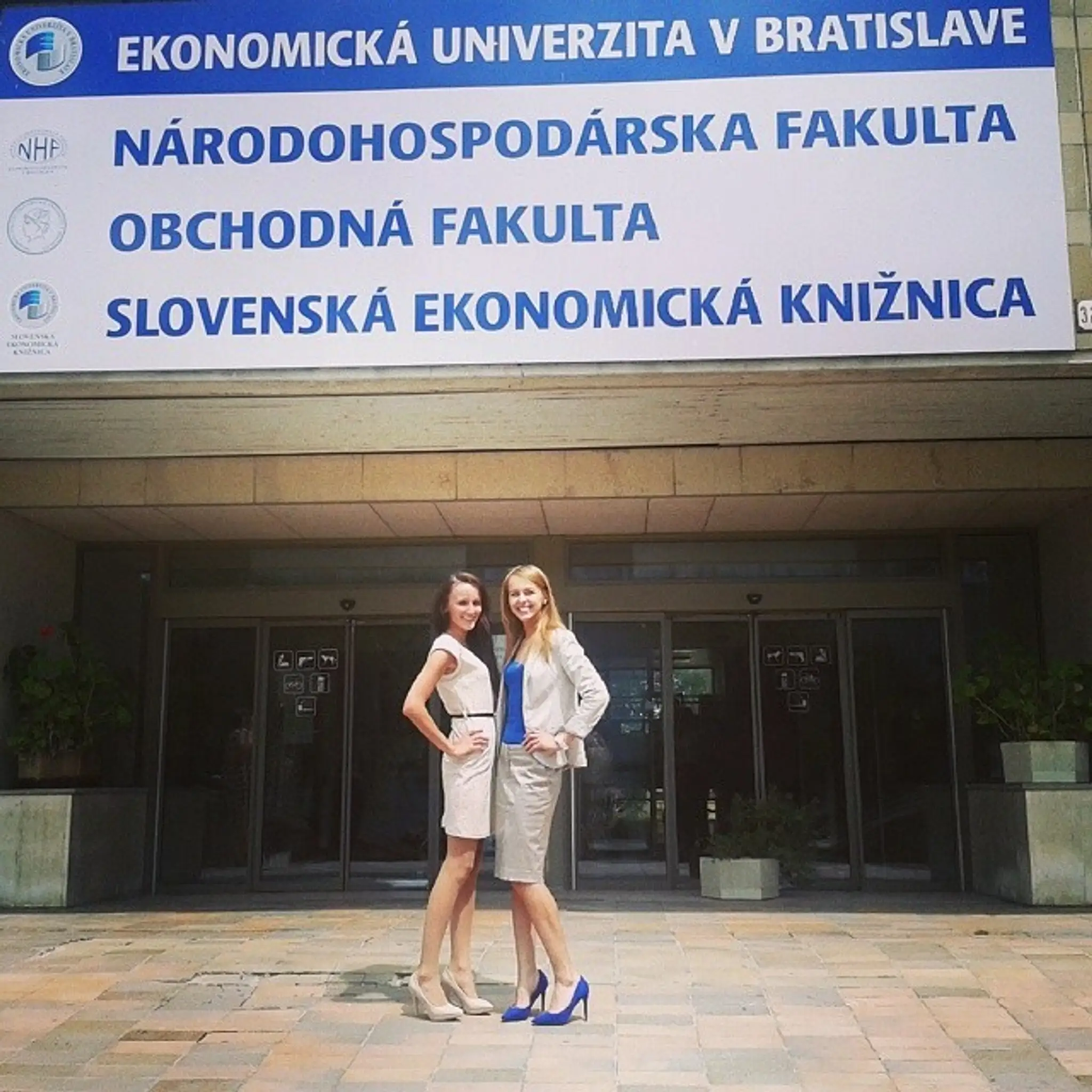 Zuzana Mošková vpravo.
