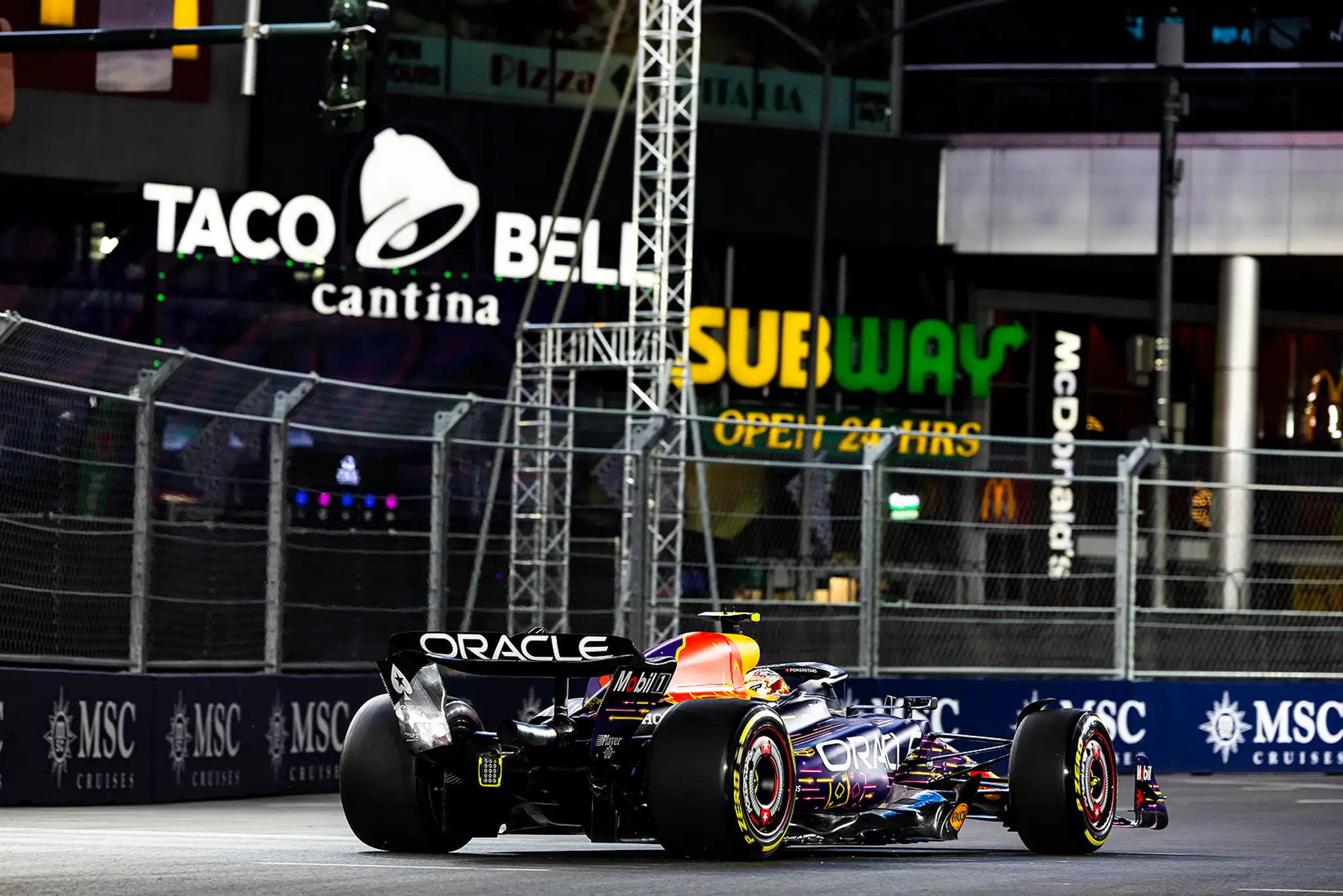Sergio Pérez na Red Bulle.