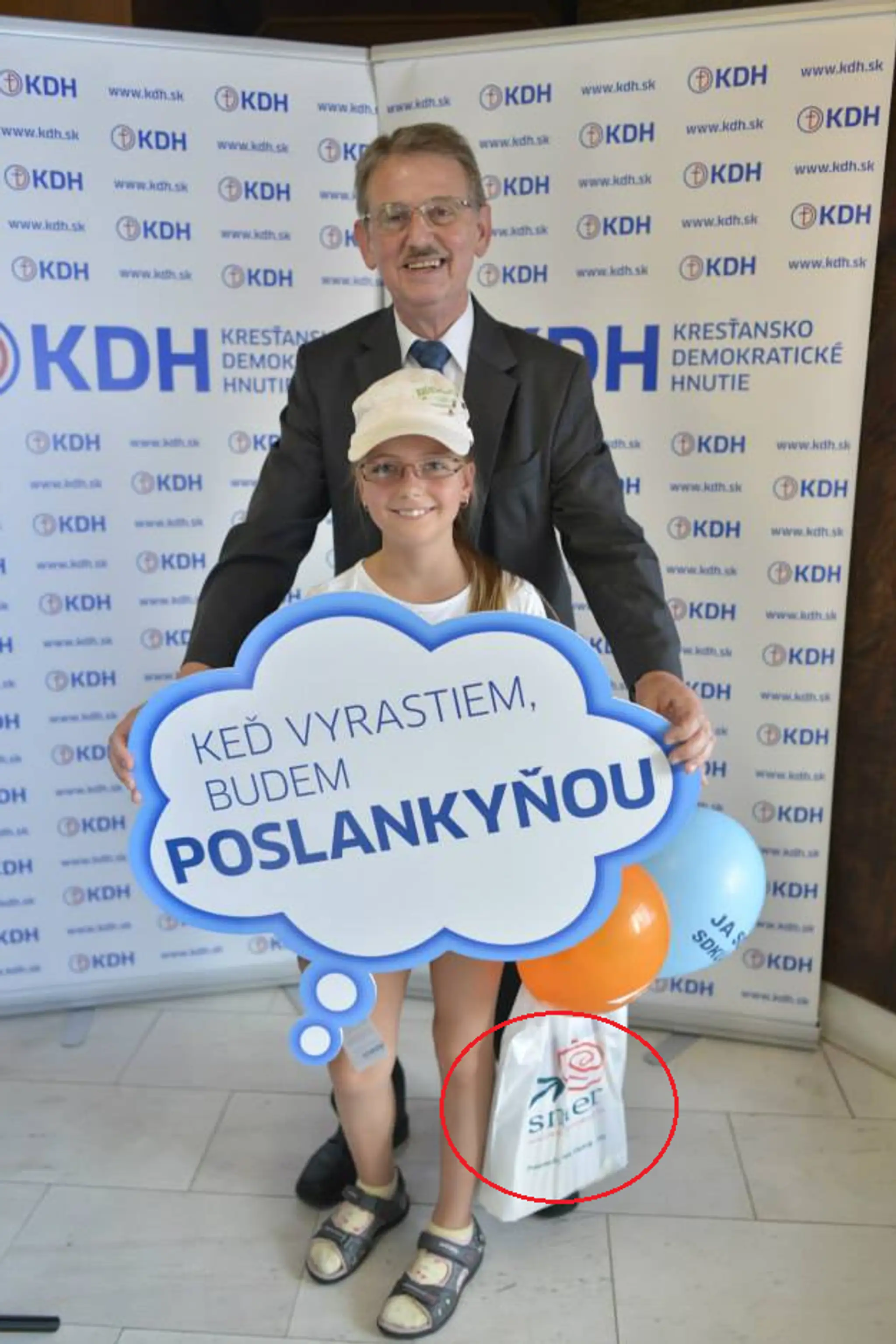 A možno aj stredoľavé