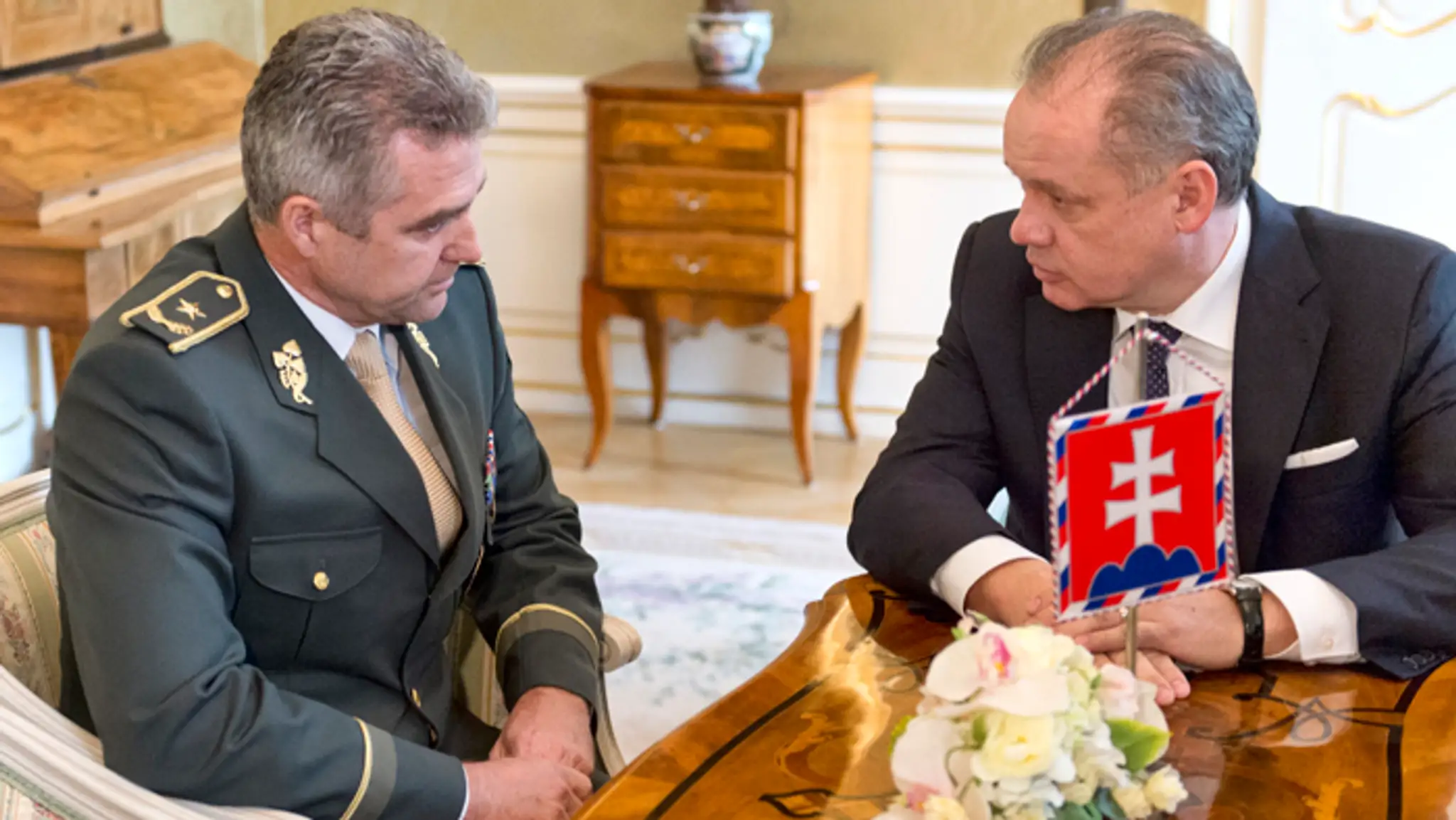Prezident Andrej Kiska a prezident PZ Tibor Gašpar.