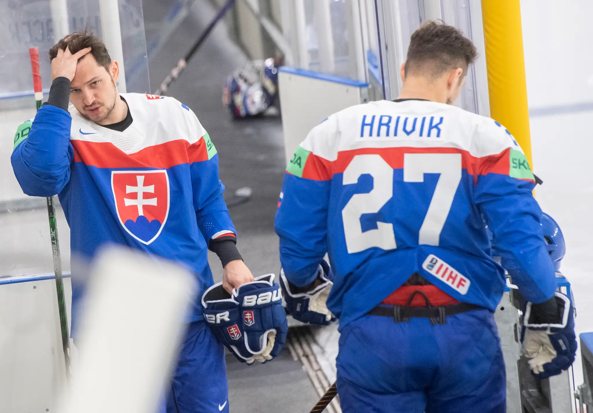 Libor Hudáček (vľavo) a Marek Hrivík po spoločnom tímovom fotení na MS 2023.