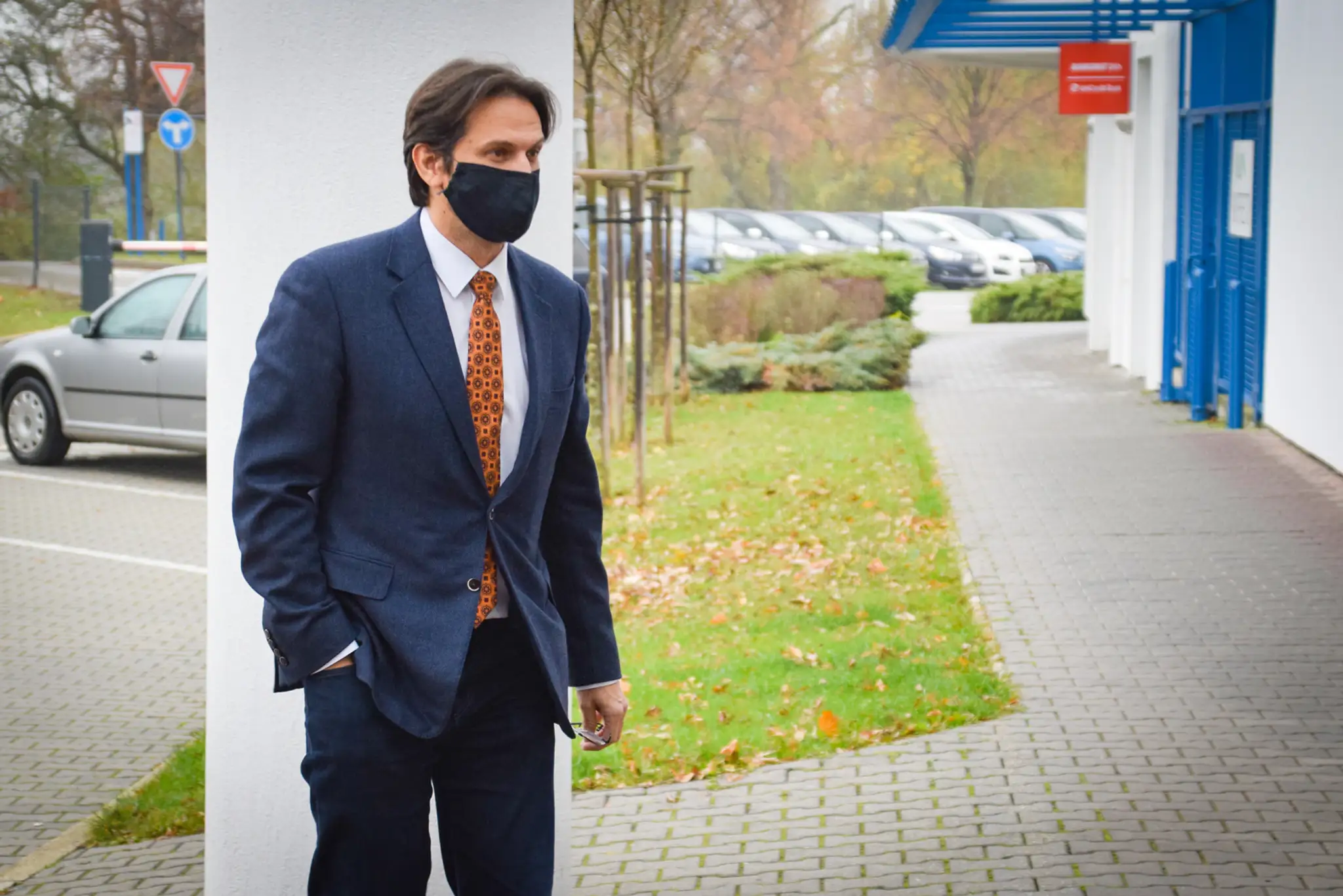 Roman Mikulec a Robert Kaliňák pred vysielaním.