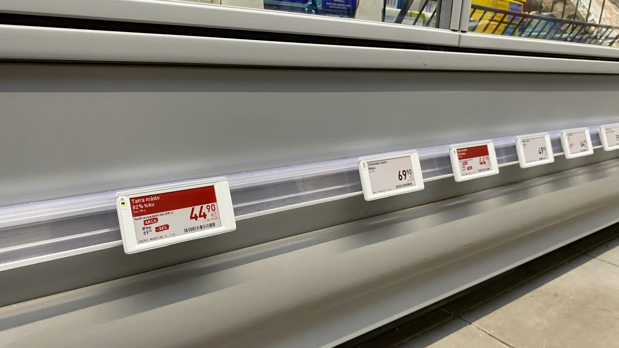 Ceny v Česku a zastropované ceny na Slovensku