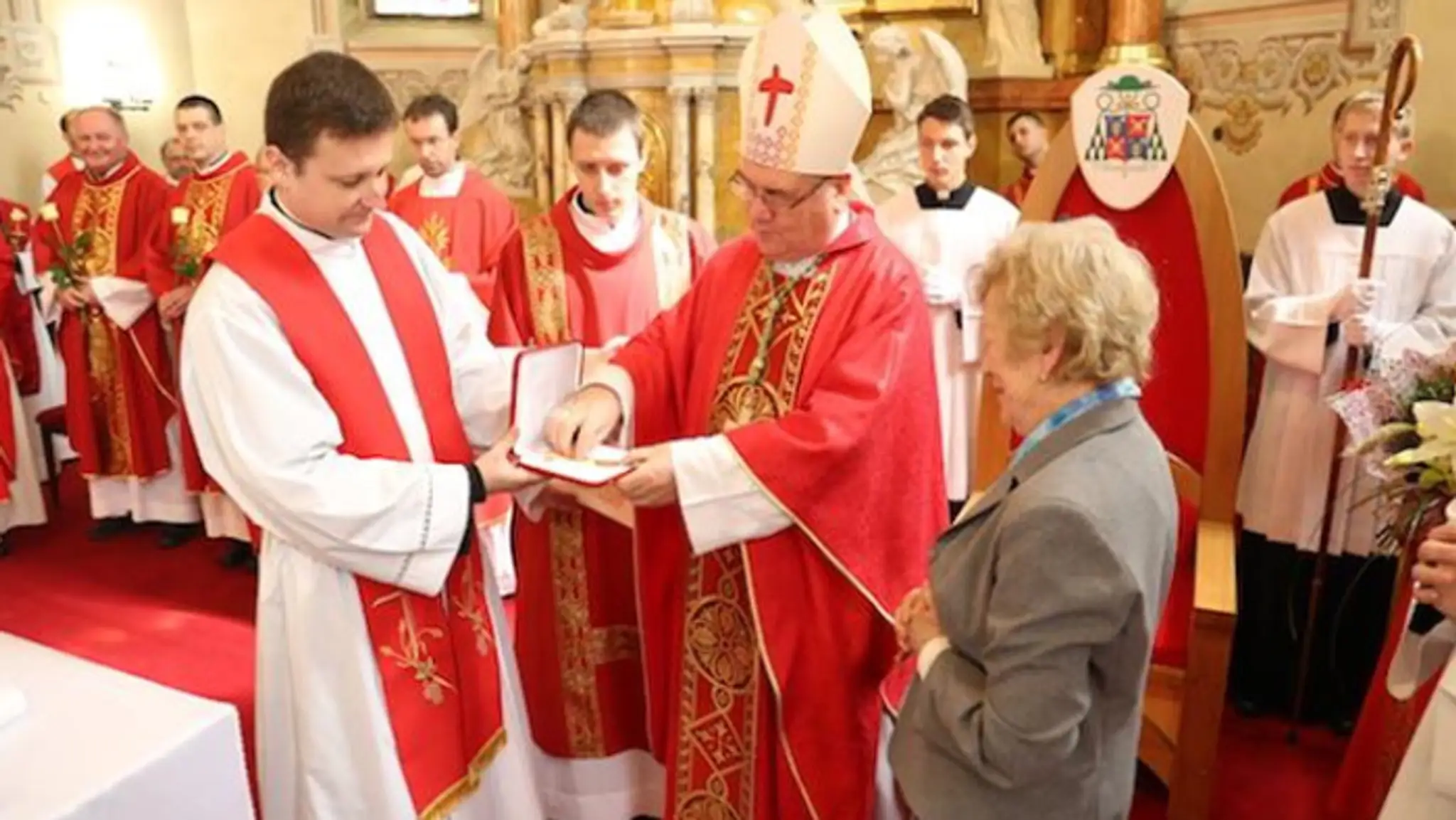 Lekárka Oľga Čechová dostala najvyššie pápežské vyznamemanie.
